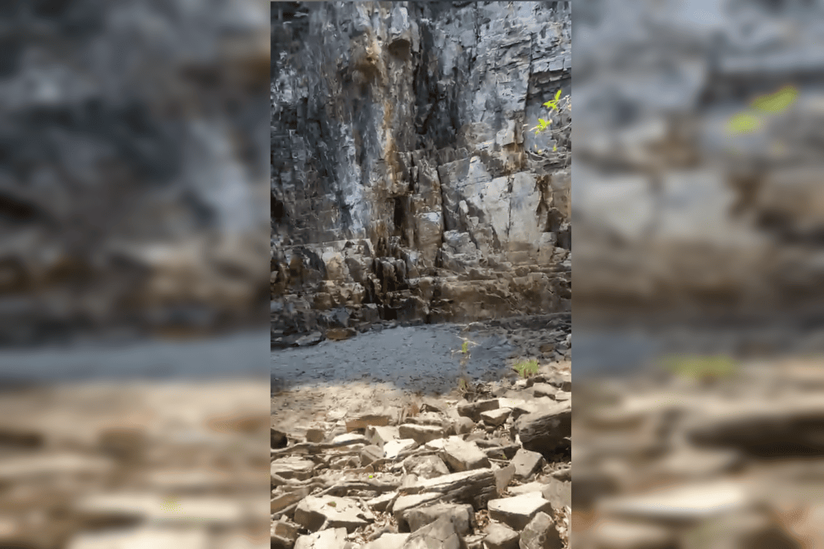 Estiagem seca cachoeira em Pirenópolis, que fica sem uma gota d'água