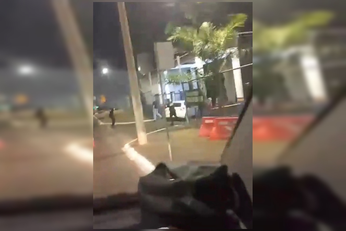 Após bater carro em batalhão e ameaçar PMs, bêbado tentou fugir a pé - QTU Questões do Universo