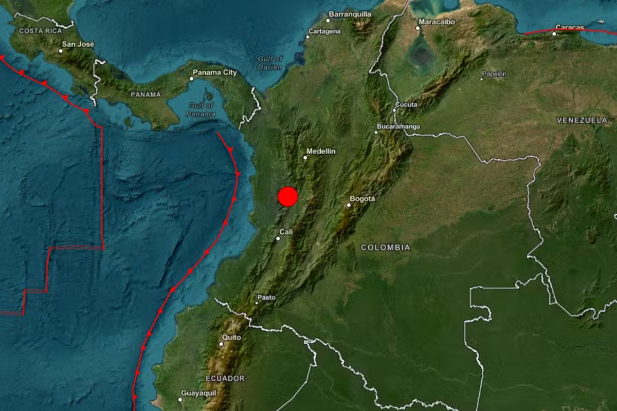 Terremoto de magnitude 7,4 atinge a Colômbia