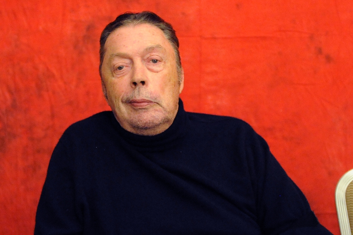 Quem foi Tim Curry, 1º intérprete de Pennywise, que morreu aos 80 anos