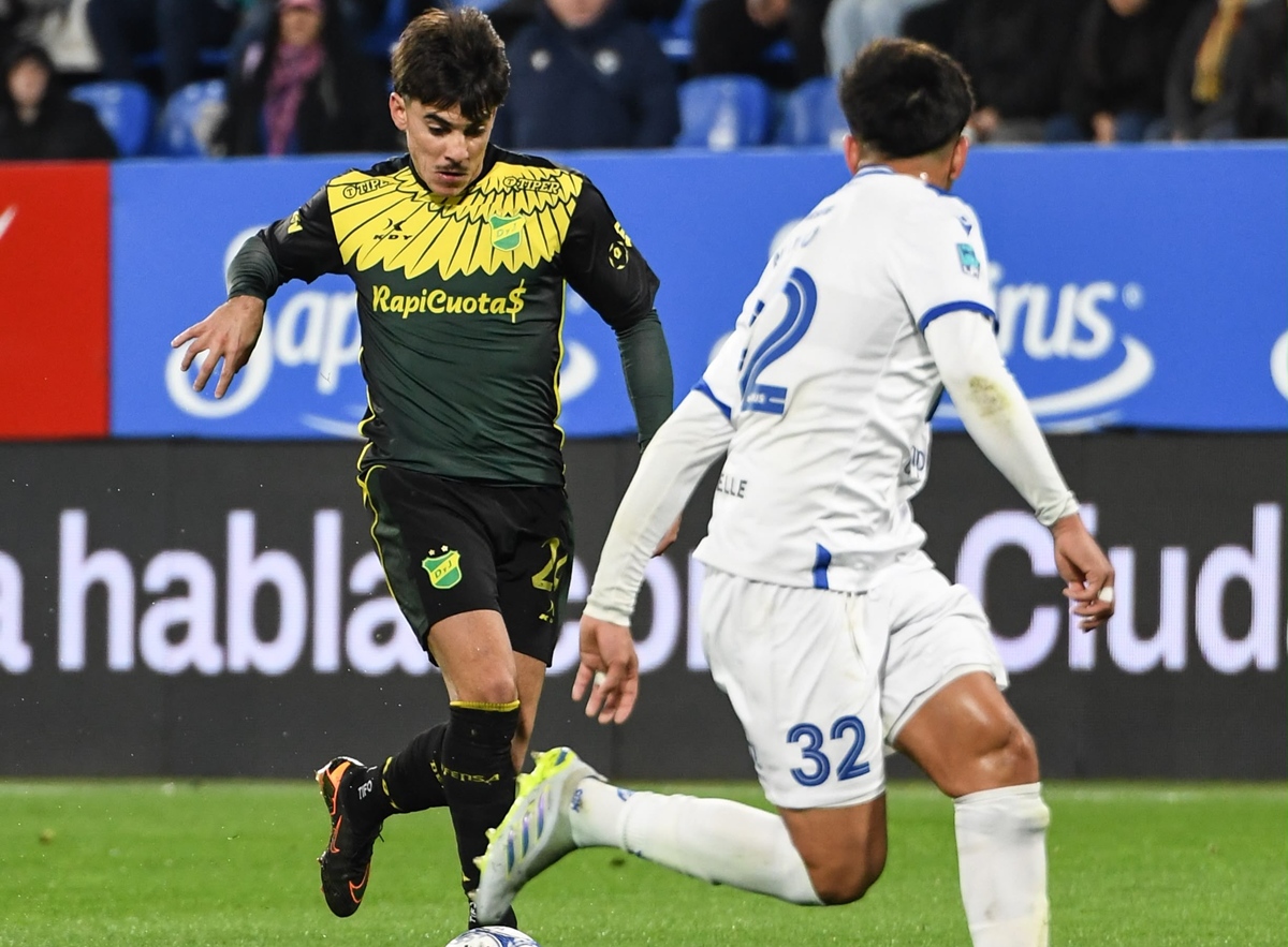 Conflito entre Treinadores Marca Empate no Futebol Argentino