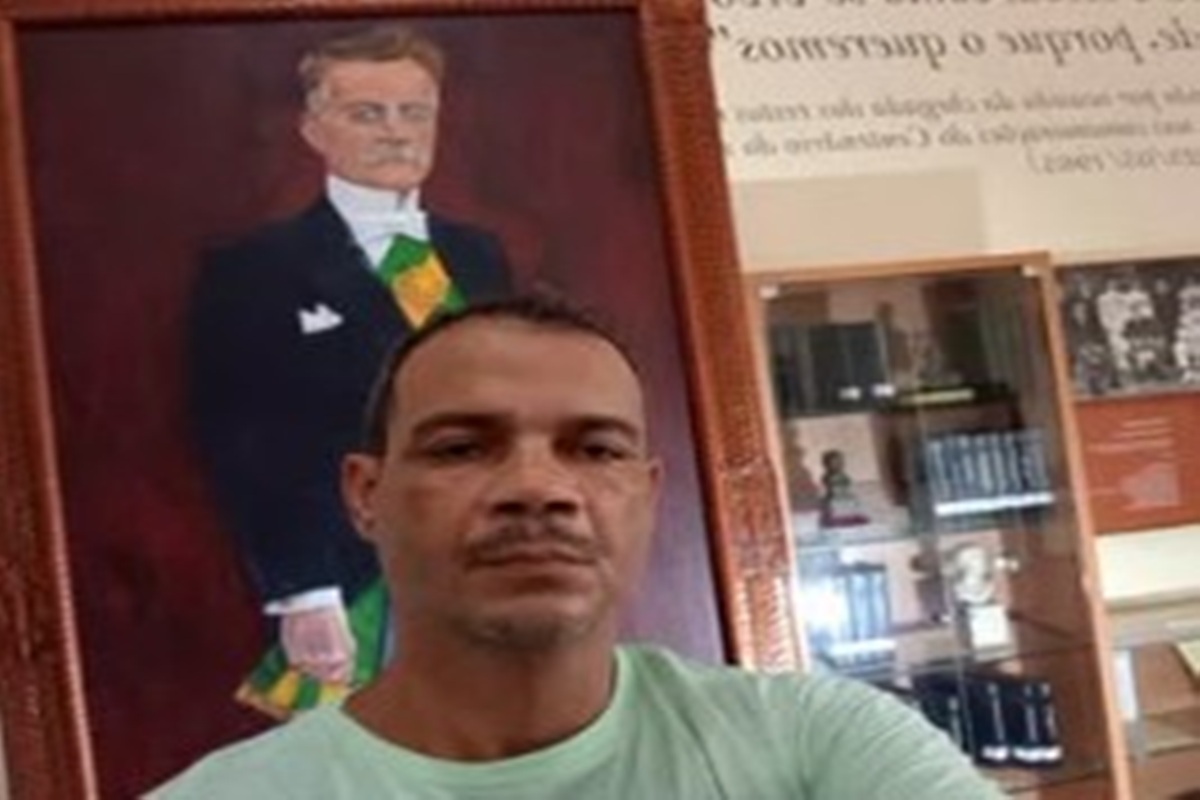 Homem morto com 36 facadas em hotel do DF era terceirizado no Senado
