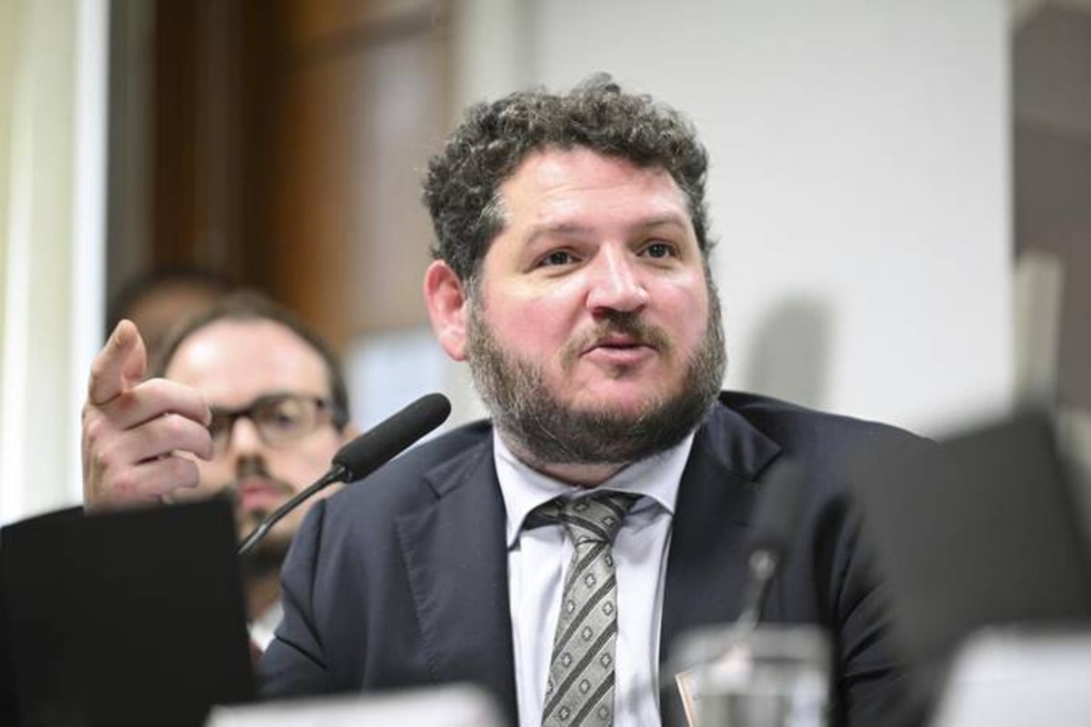De denunciante a alvo em 40 processos: quem é Vladimir Timerman, que acionou o STF em busca de proteção - QTU Questões do Universo