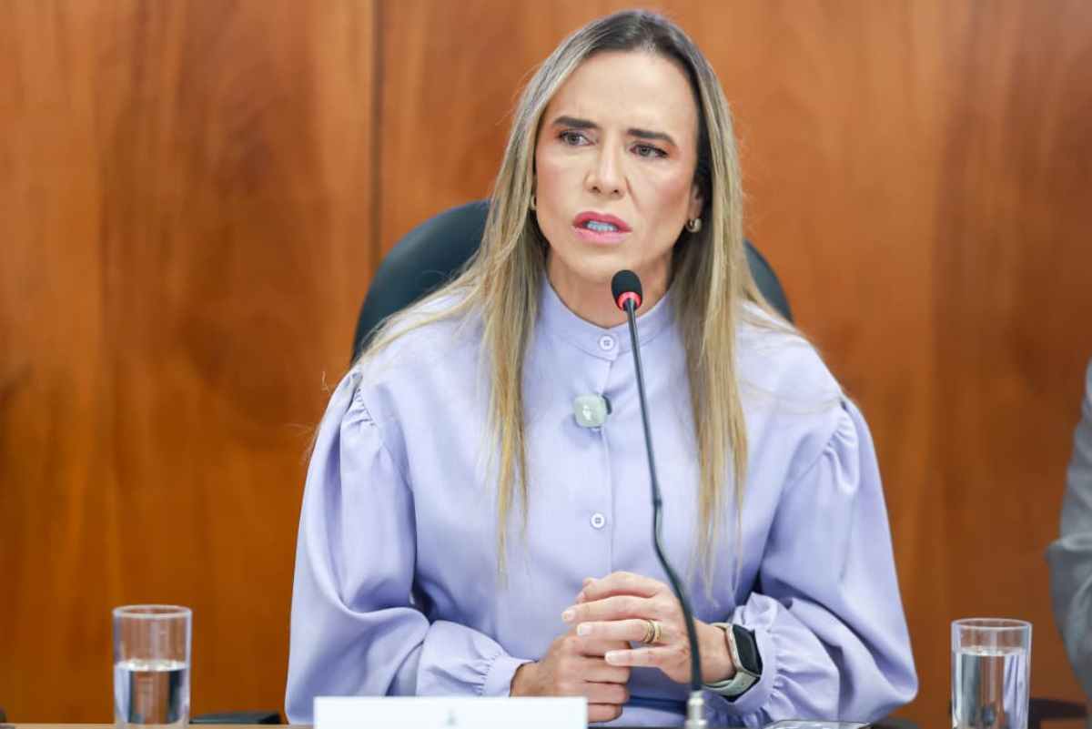 Imagem vinculada ao feed original: Celina critica “falas políticas” após declaração de Durigan sobre BRB