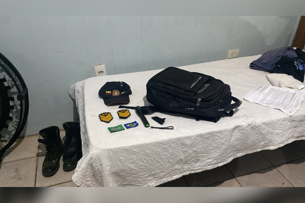 Disfarçado de PM, filho de policial marca encontro para roubar vítimas - QTU Questões do Universo