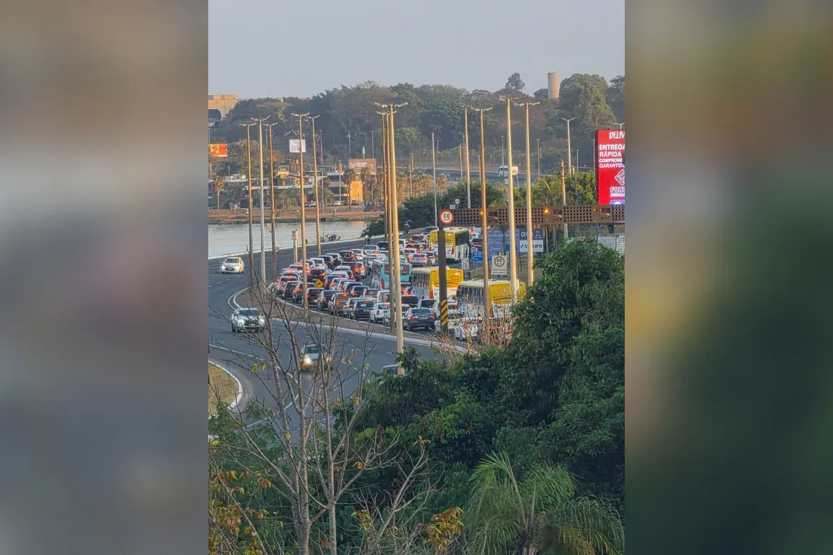 Ponte JK é liberada após interdição por derramamento de óleo