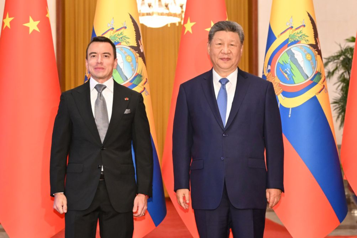 Xi Jinping e Daniel Noboa em Pequim 