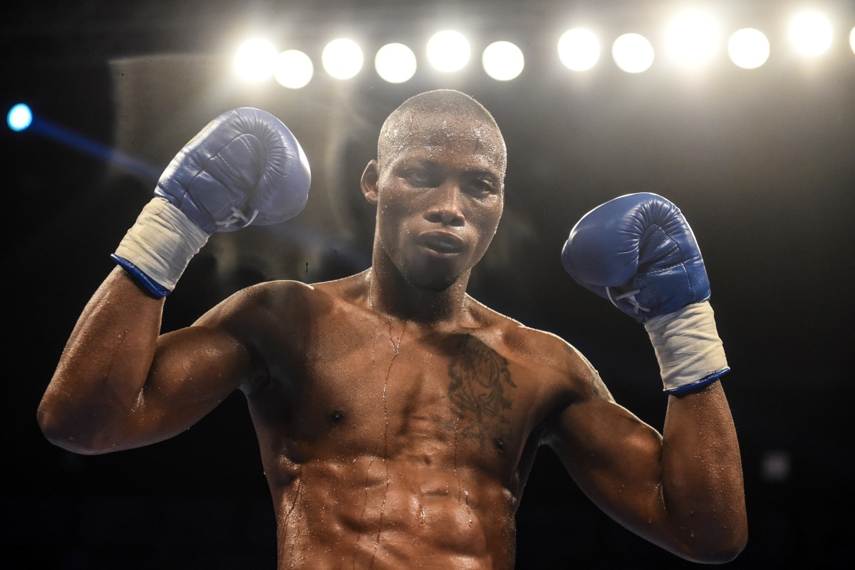 Zolani Tete, ex-campeão mundial de boxe, é executado na África do Sul