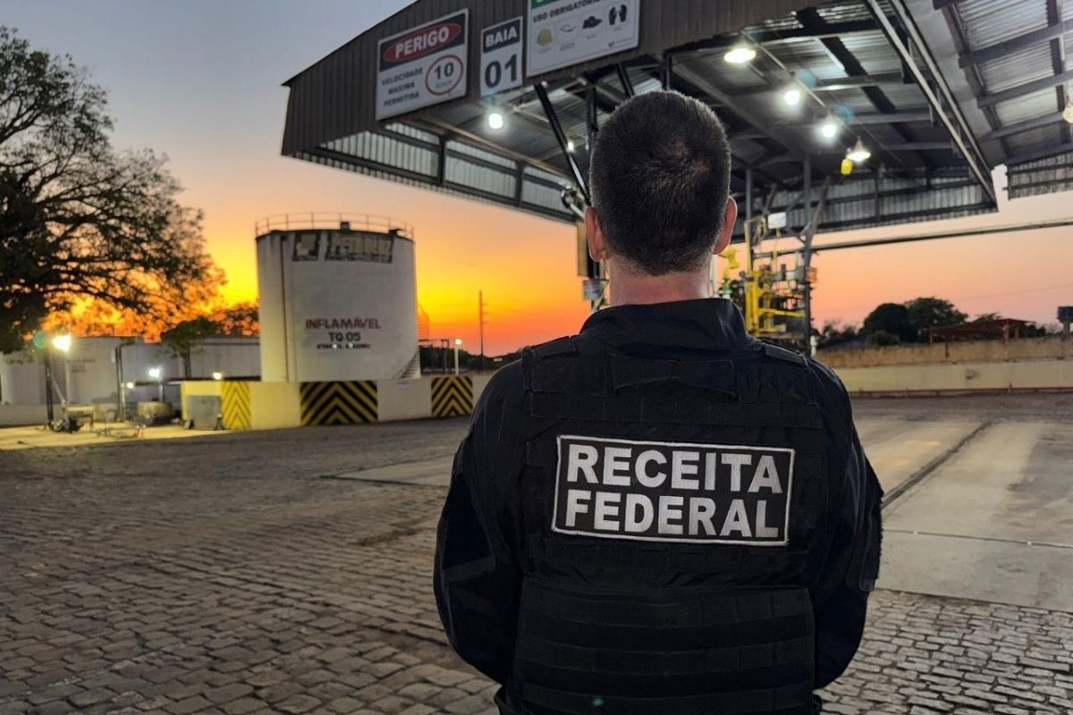 Carbono Oculto: agentes apreendem documentos em gigante dos combustíveis