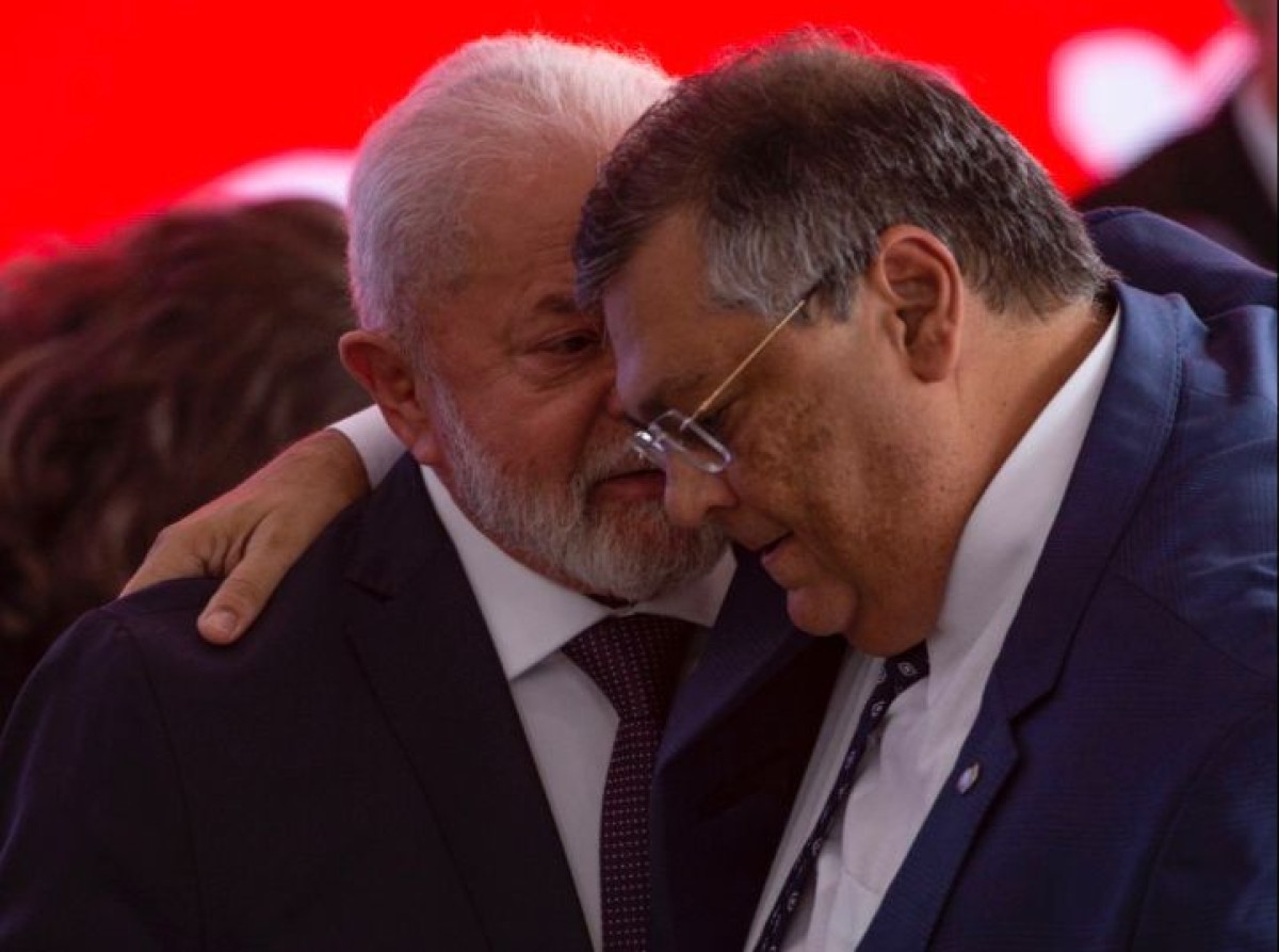 Lula e STF usam mentira abjeta para chutar a Aparecida; Deus não perdoa