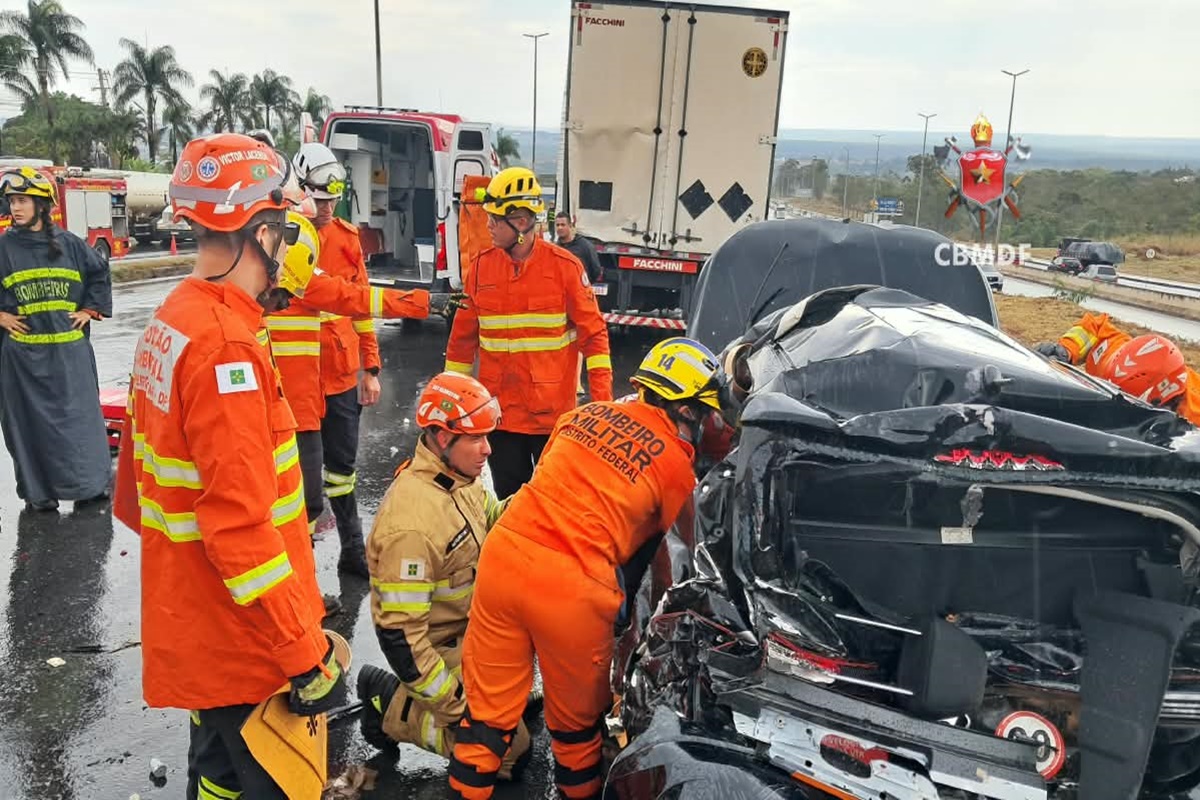 "Susto enorme": mãe estava com bebê em acidente com nove veículos na BR-020