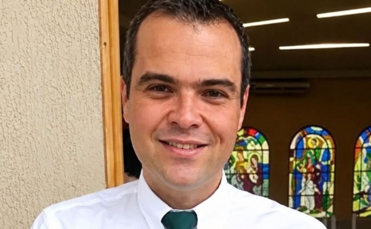 Advogado morre sob escombros enquanto aguardava para jogar tênis em clube