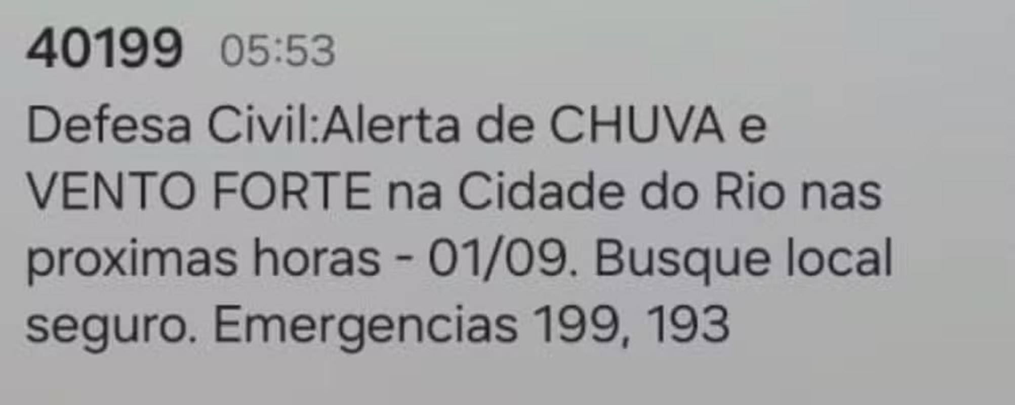 Ventania assusta moradores do Rio com rajadas de quase 70 km/h