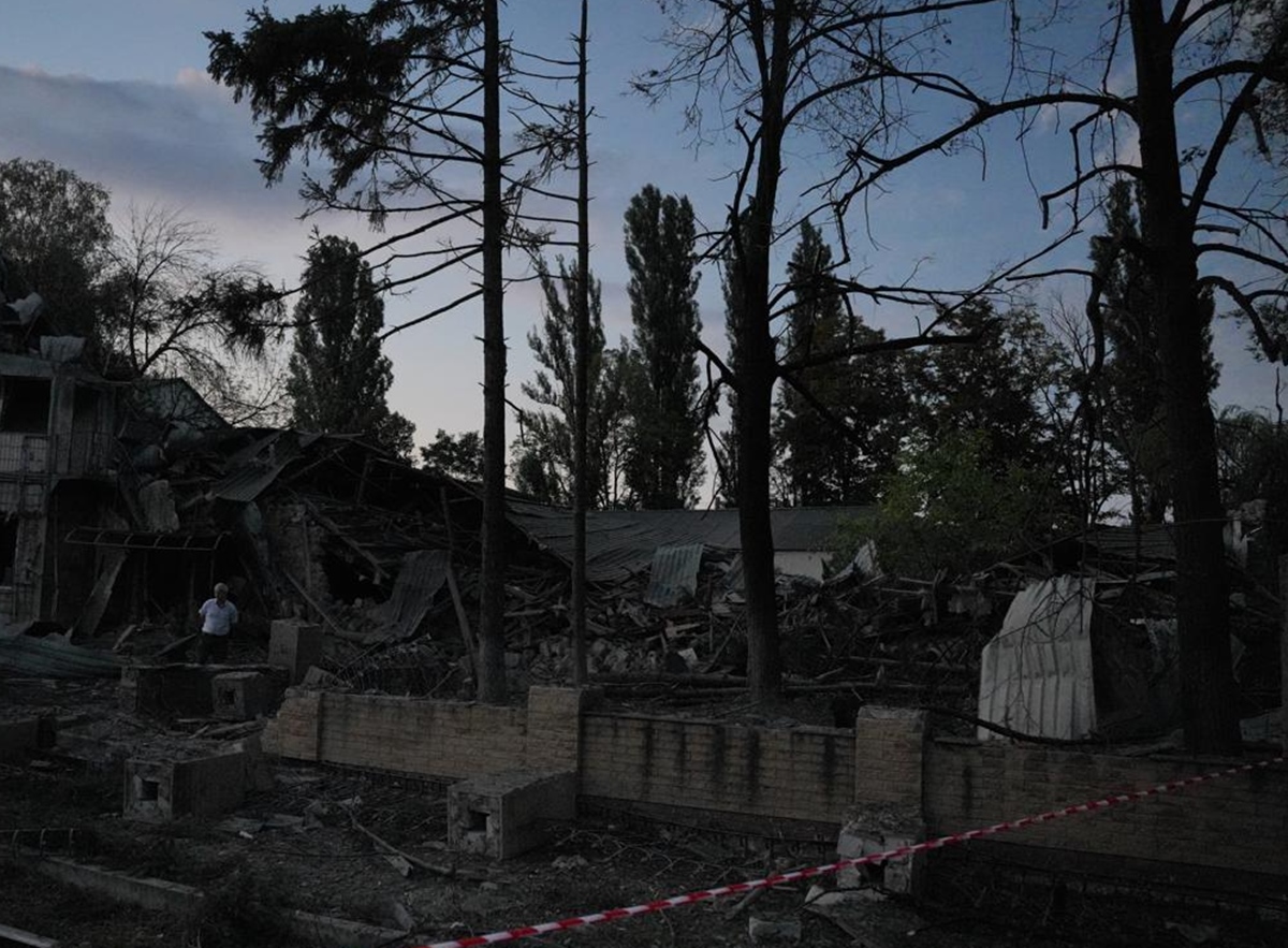 Zelensky diz que ataque russo com 12 mortos teve uso de drones a jato