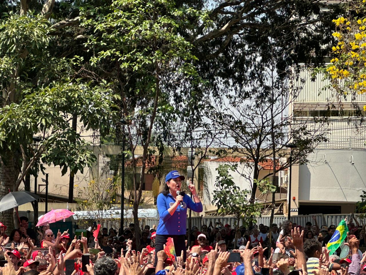 “Estamos em guerra”: Tebet convoca mulheres contra Flávio e Tarcísio