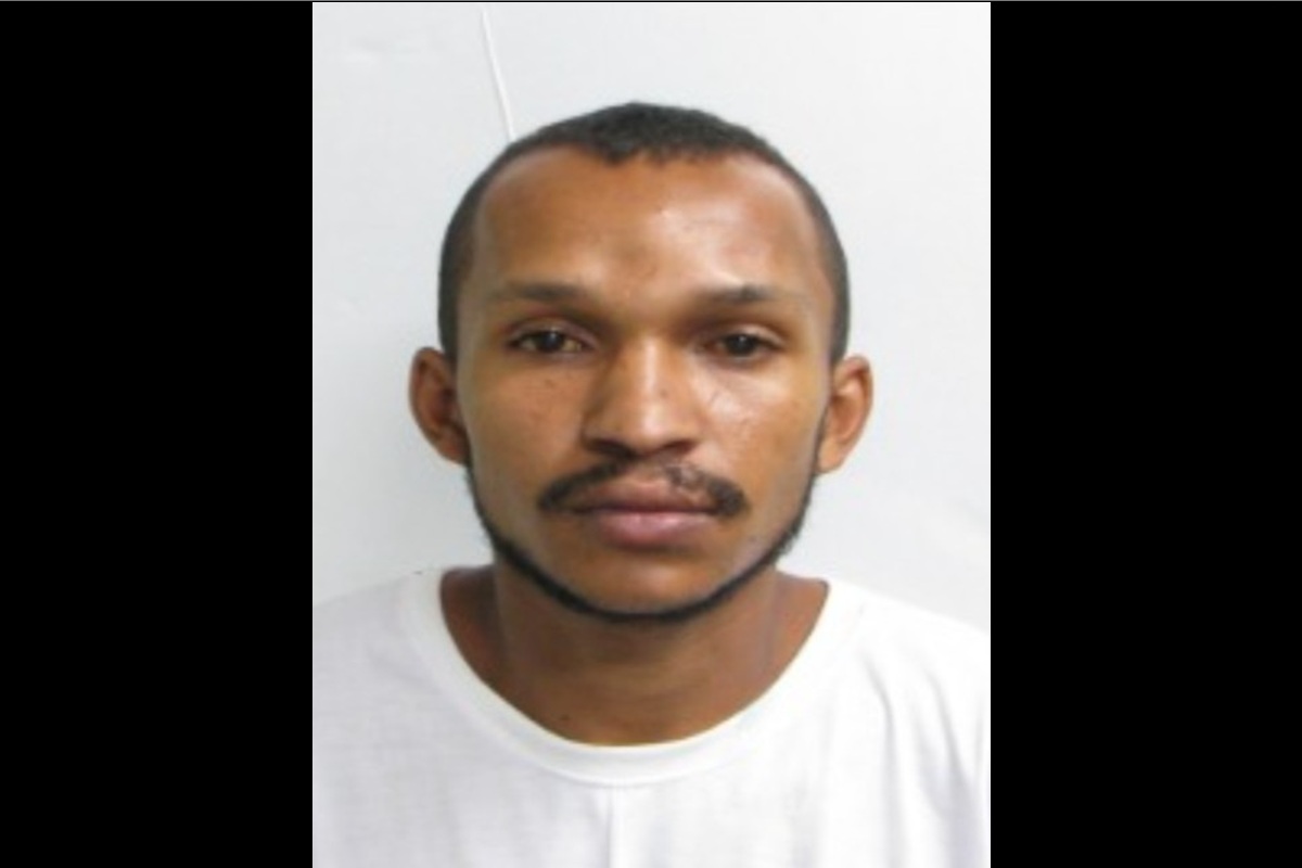 Homem esfaqueado no peito pede socorro em delegacia no DF após ataque