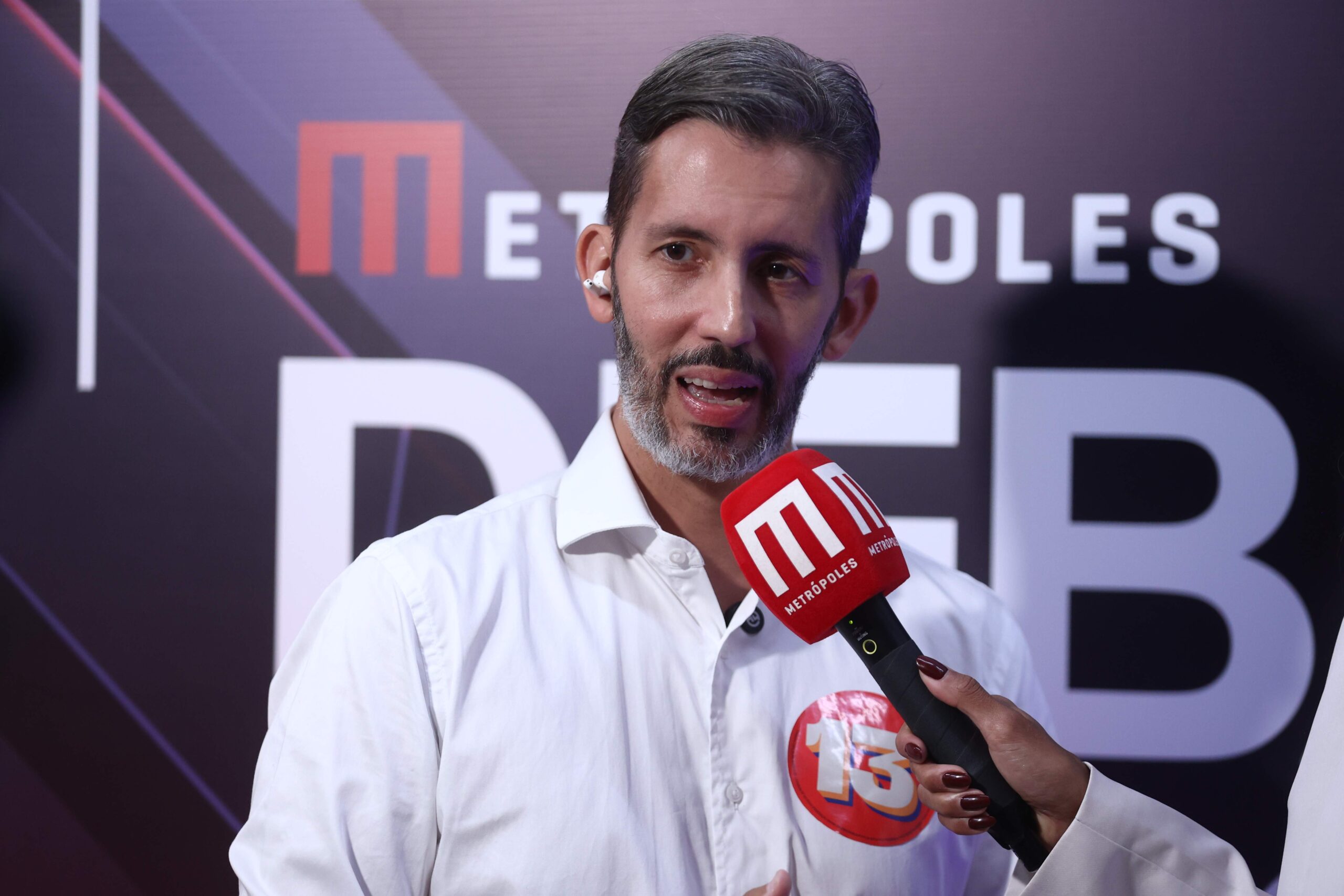 Grass sobre levantamento eleitoral recente: "Melhor pesquisa é a urna"