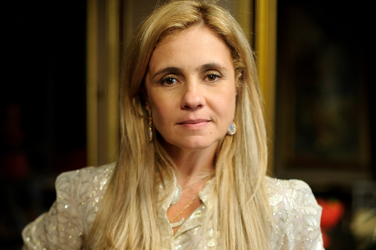 Carminha virou santa? TV Globo revela história de Avenida Brasil 2