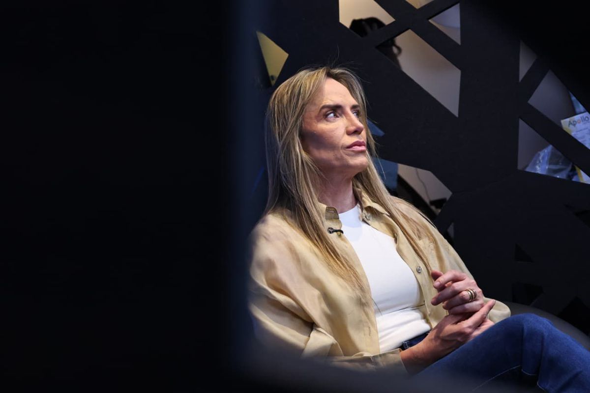 Celina quer tarifa zero no DF e anuncia ocupação do Centrad - QTU Questões do Universo