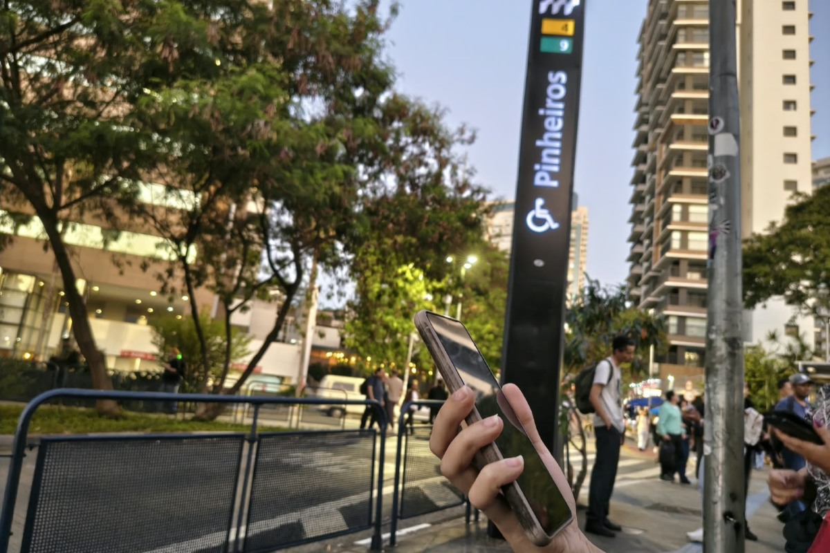 Polícia, câmeras e queixas não freiam roubos de celulares em Pinheiros