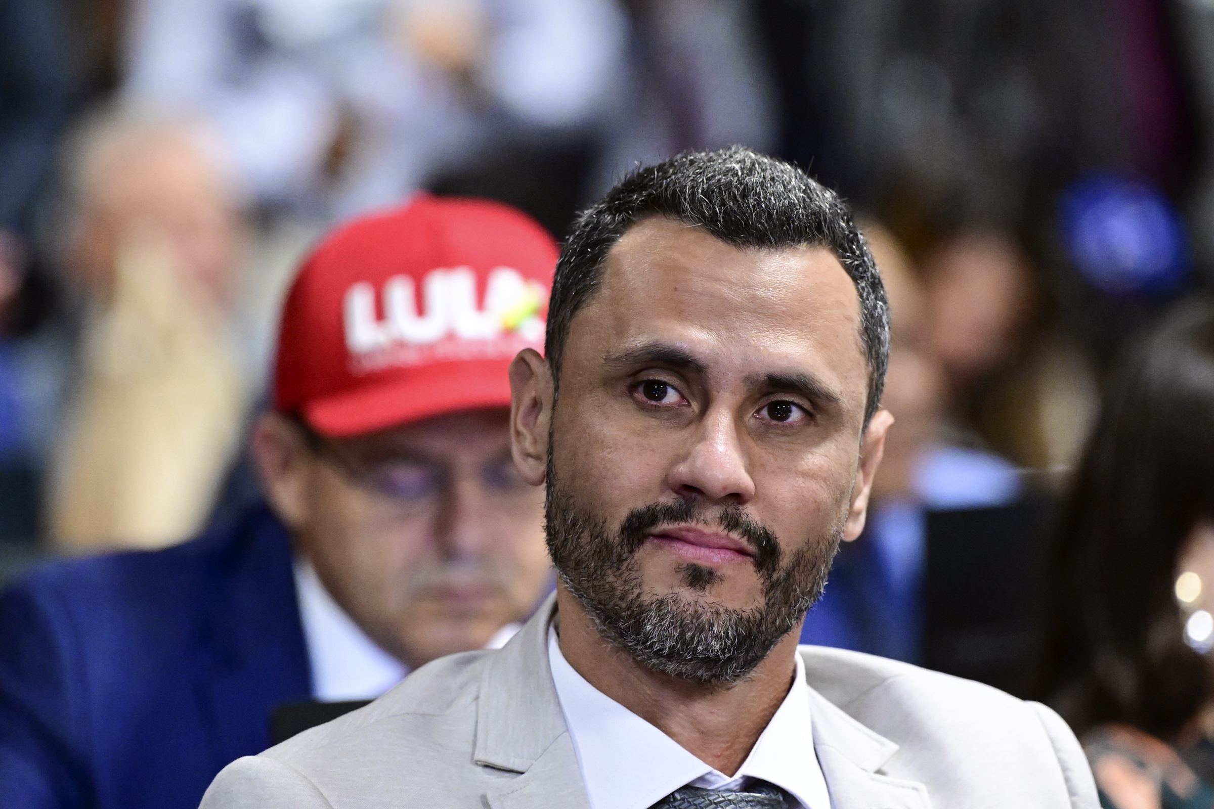 Cleitinho pode vencer no 1º turno? Veja o que dizem as pesquisas
