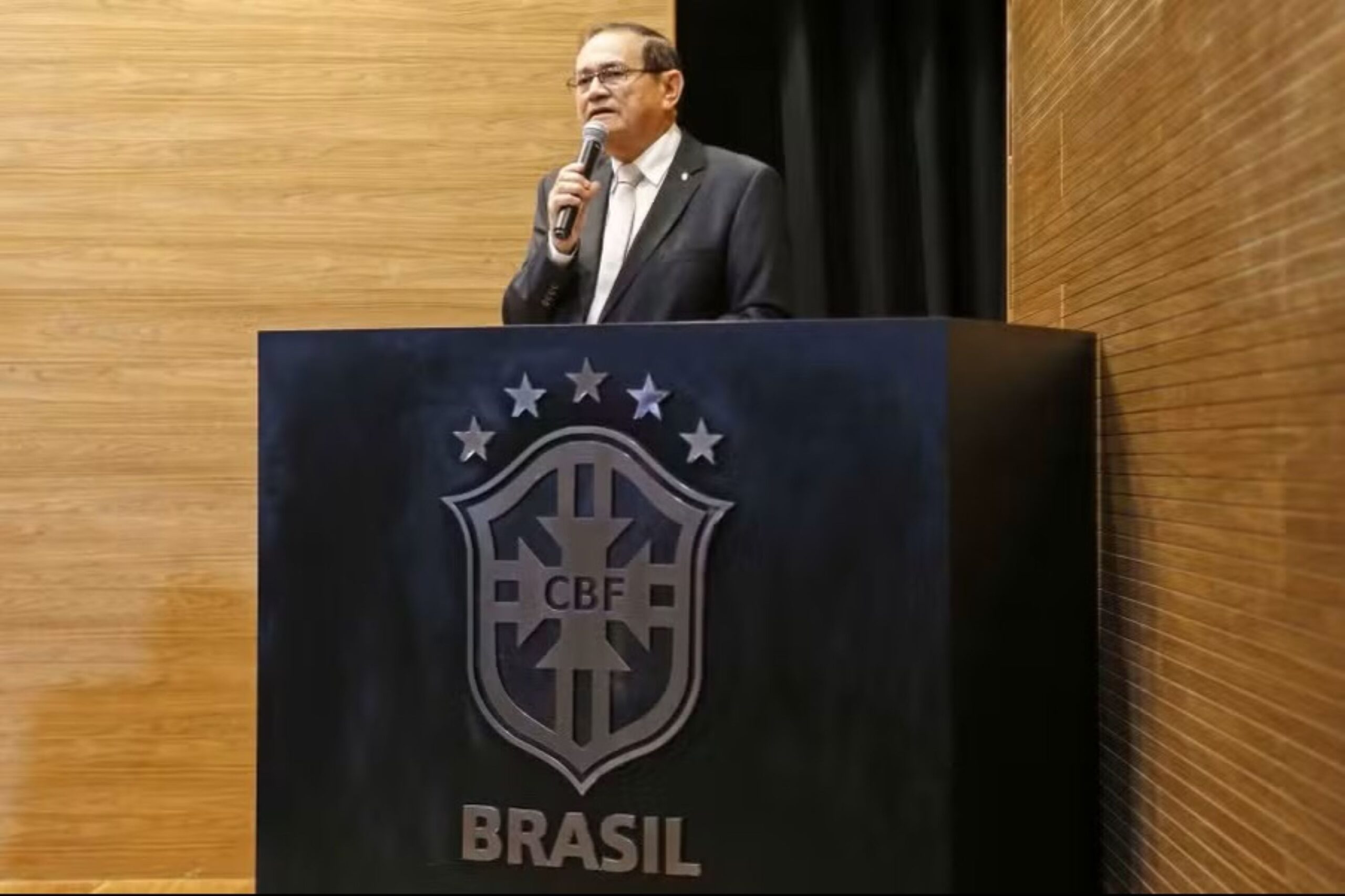 Morre ex-presidente da CBF, Coronel Antônio Carlos Nunes, aos 87 anos