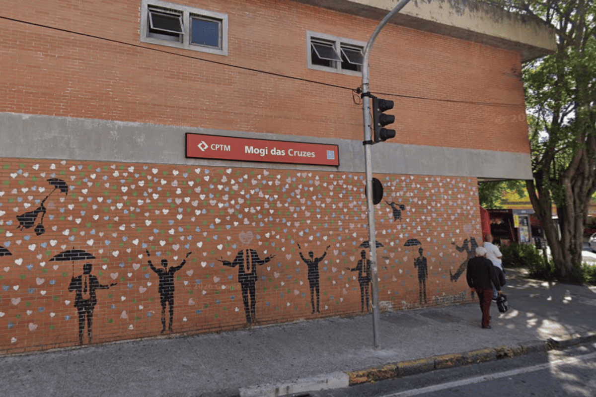 Homem morre após invadir trilhos da Linha 11-Coral e perder a consciência