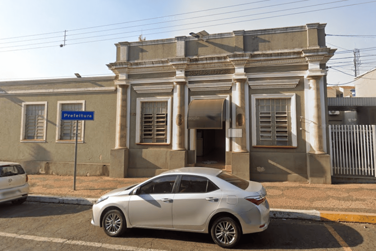 Escolas são dedetizadas em Brodowski após problema de pele em crianças