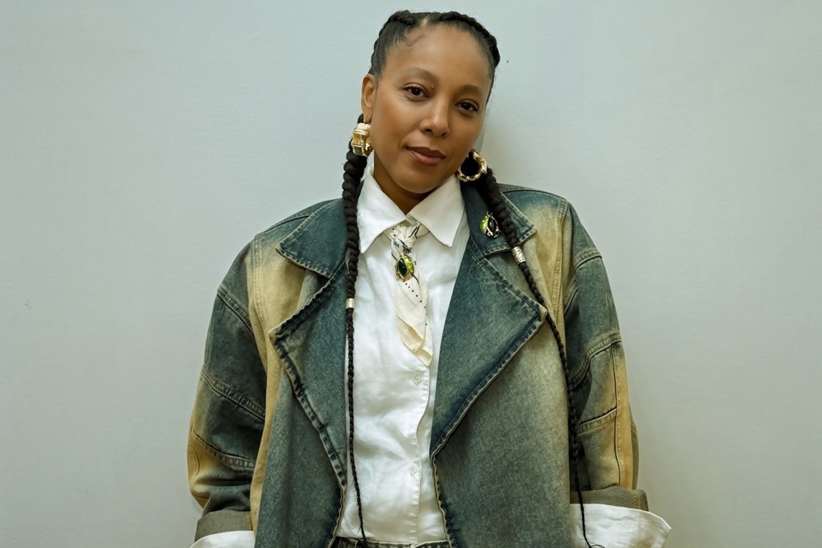Metrópoles Catwalk: Negra Li desfila pela Glowshine nesta sexta (18/9)