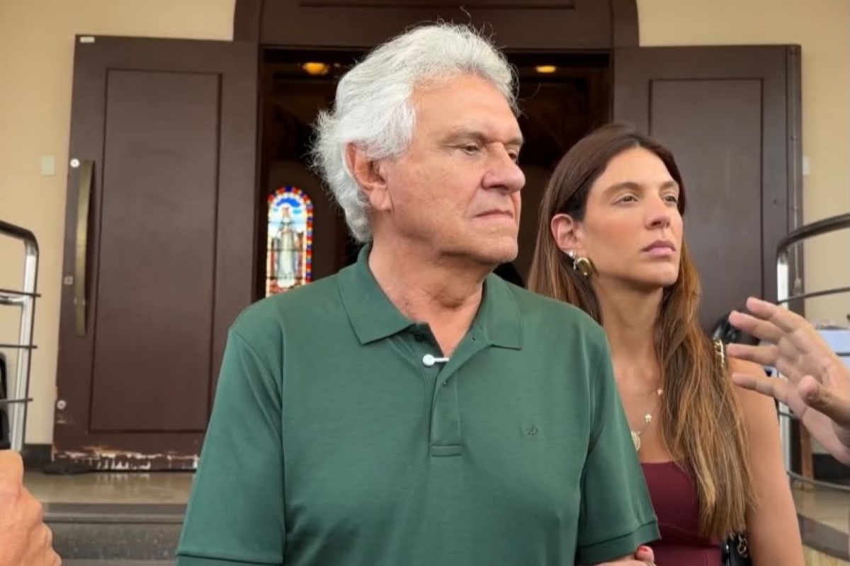 Em Goiânia, Caiado prega respeito às religiões e chama bets de "doença"