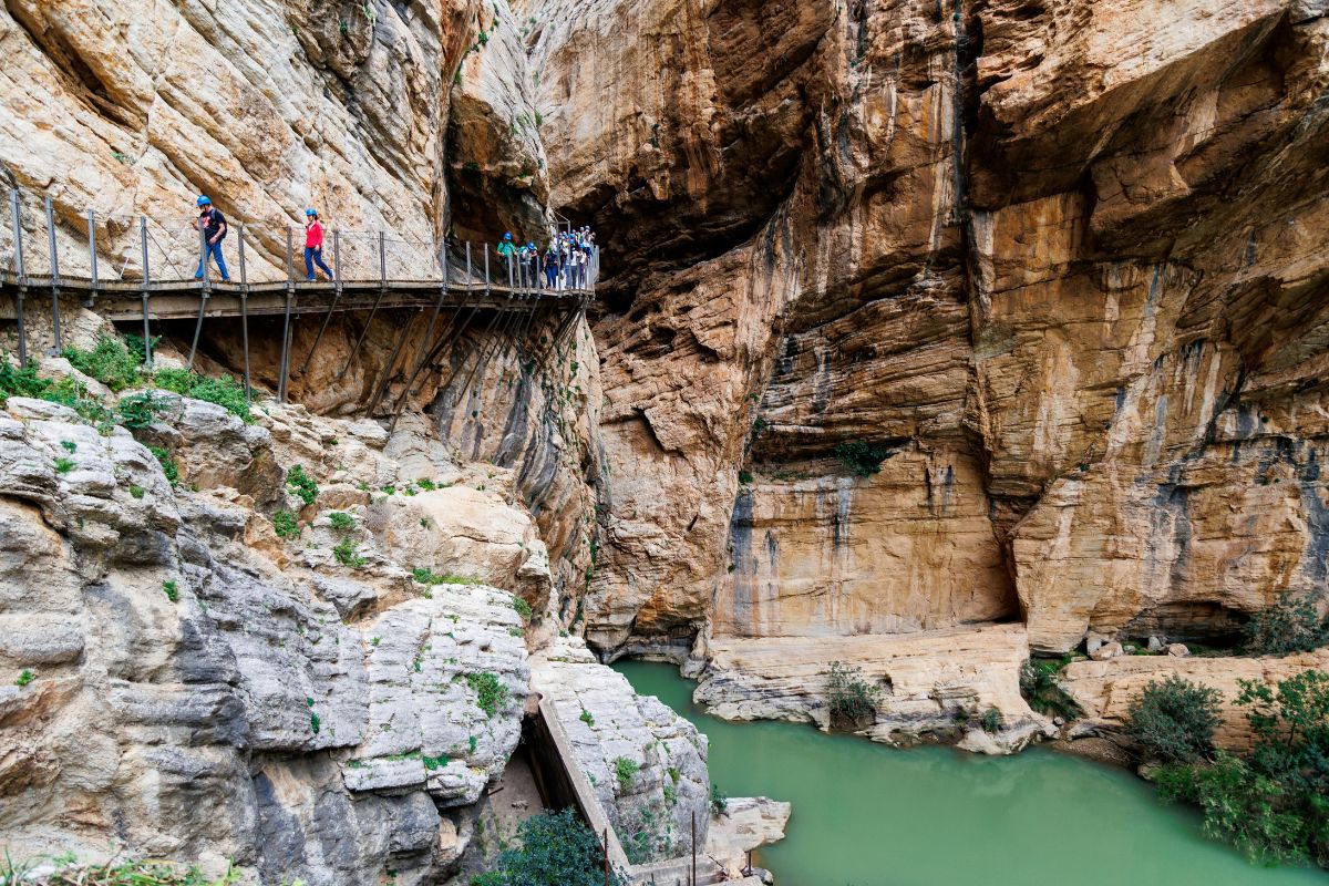 Caminito del Rey, localizado no desfiladeiro de Gaitanes, na província de Málaga, na Andaluzia, Espanha