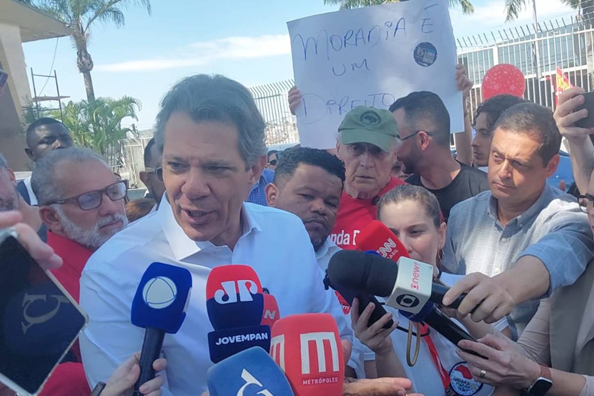 Haddad critica Tarcísio por Linha 6 inacabada: "Não inaugura na periferia"