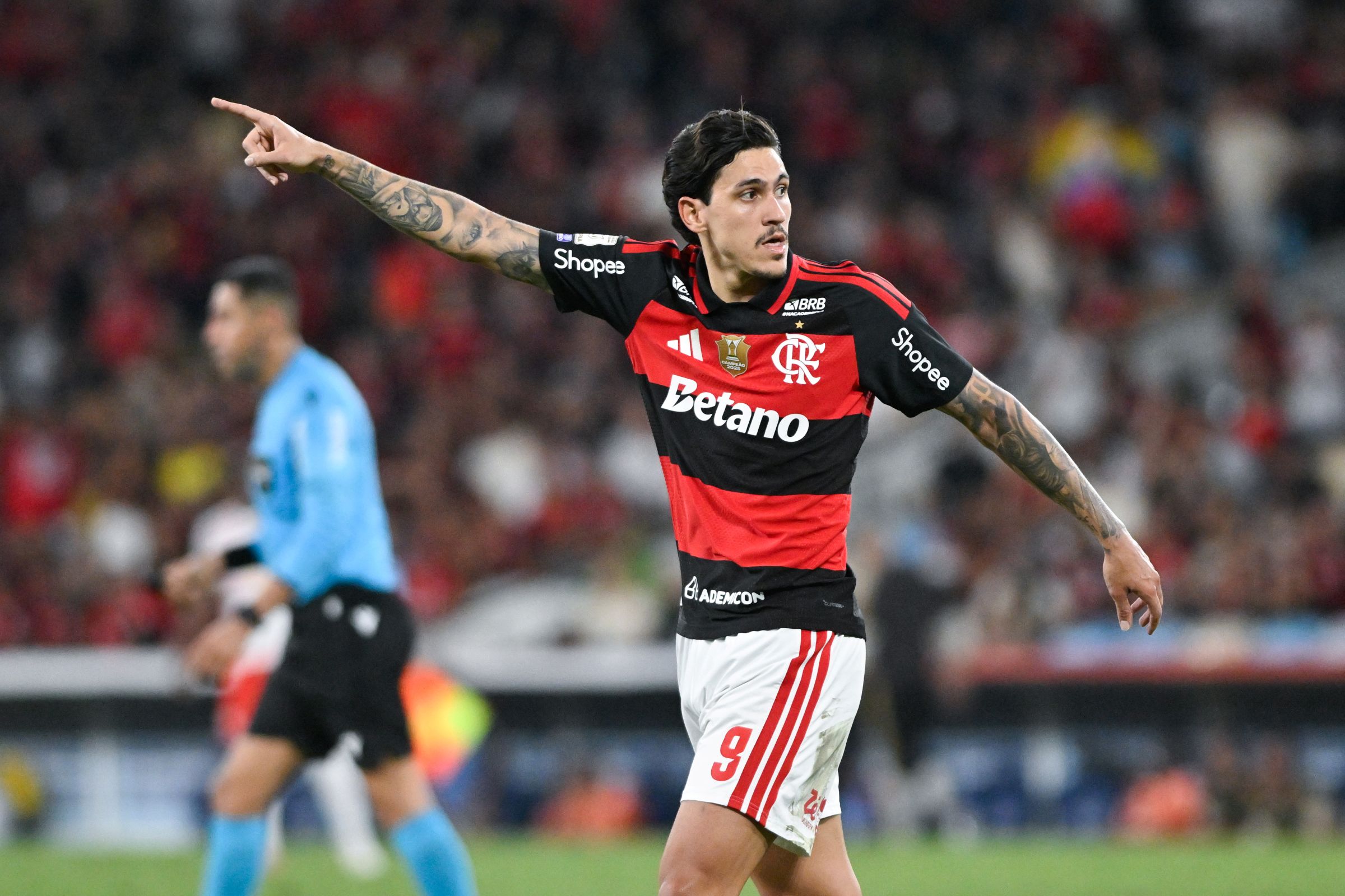 Em comunicado, Flamengo rechaça negociações com novo patrocinador