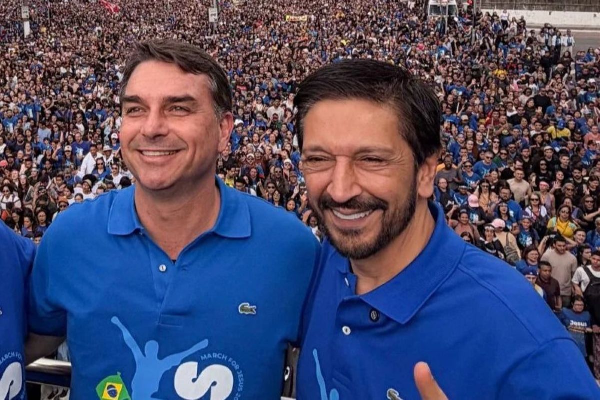 Em reta final de campanha, Flávio faz gravação sobre Smart Sampa com Nunes