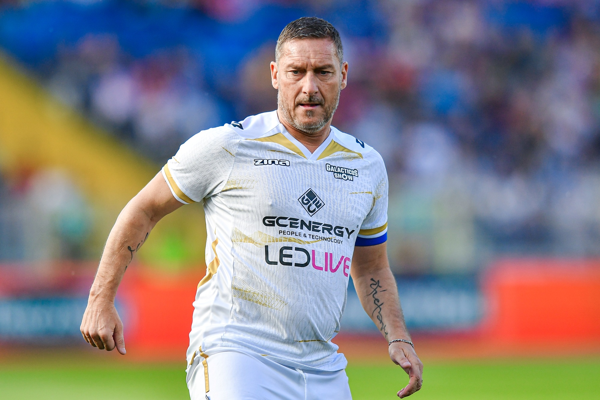 Totti revela que recebeu propostas de Genoa e Como para voltar a jogar