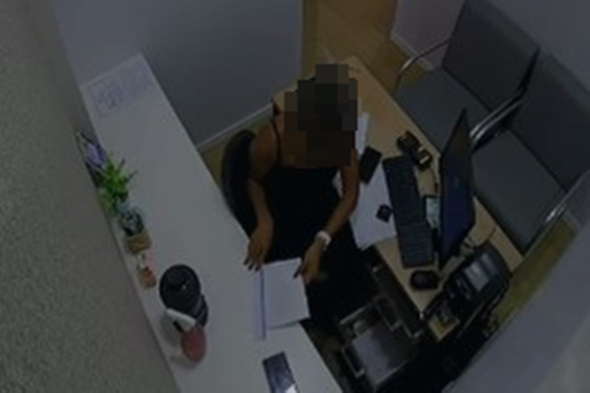 Funcionária presa por furtar dinheiro de clínica admite que agia há 5 meses - Foto