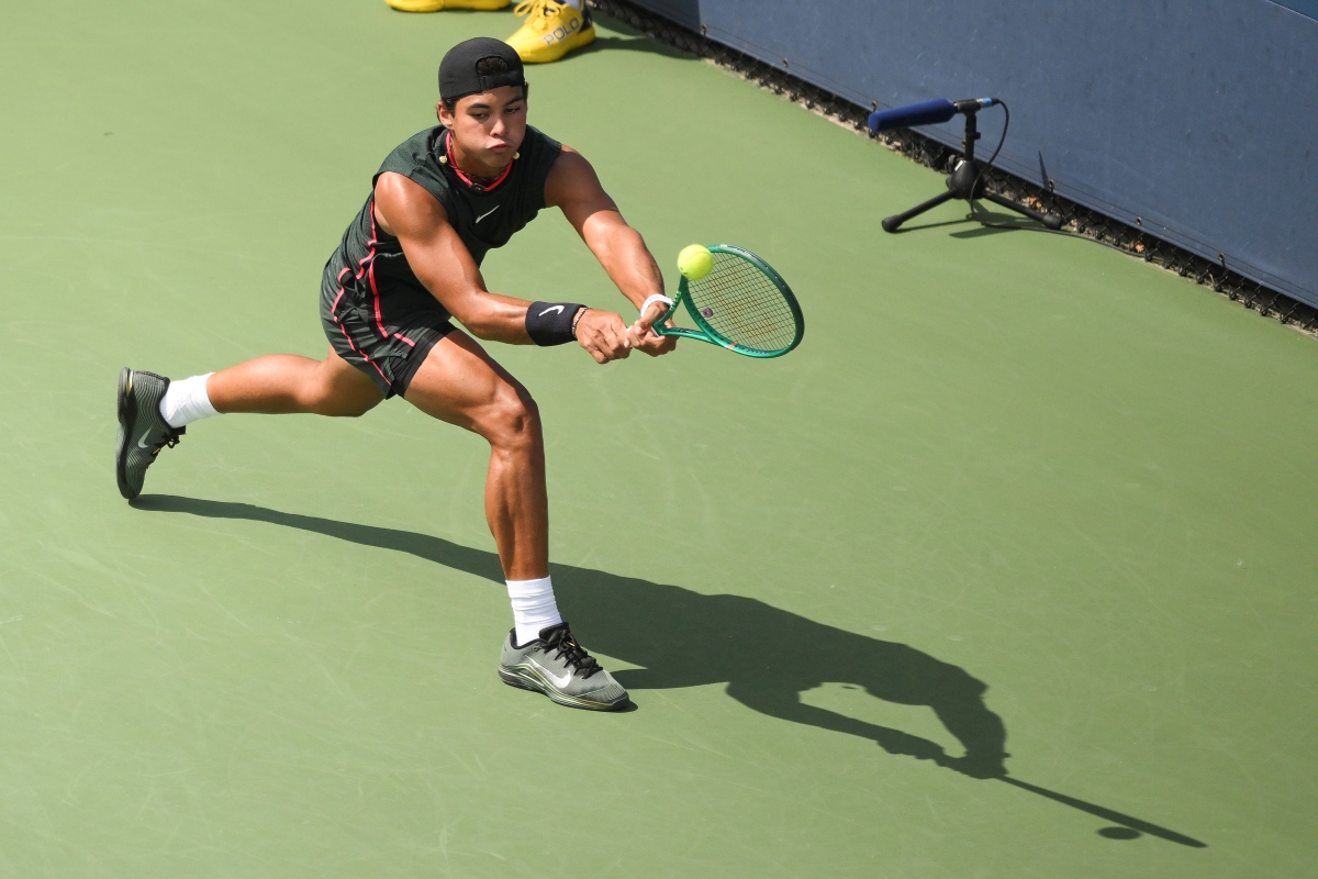 Guto Miguel vence Jordan Lee e avança à semifinal do US Open Júnior