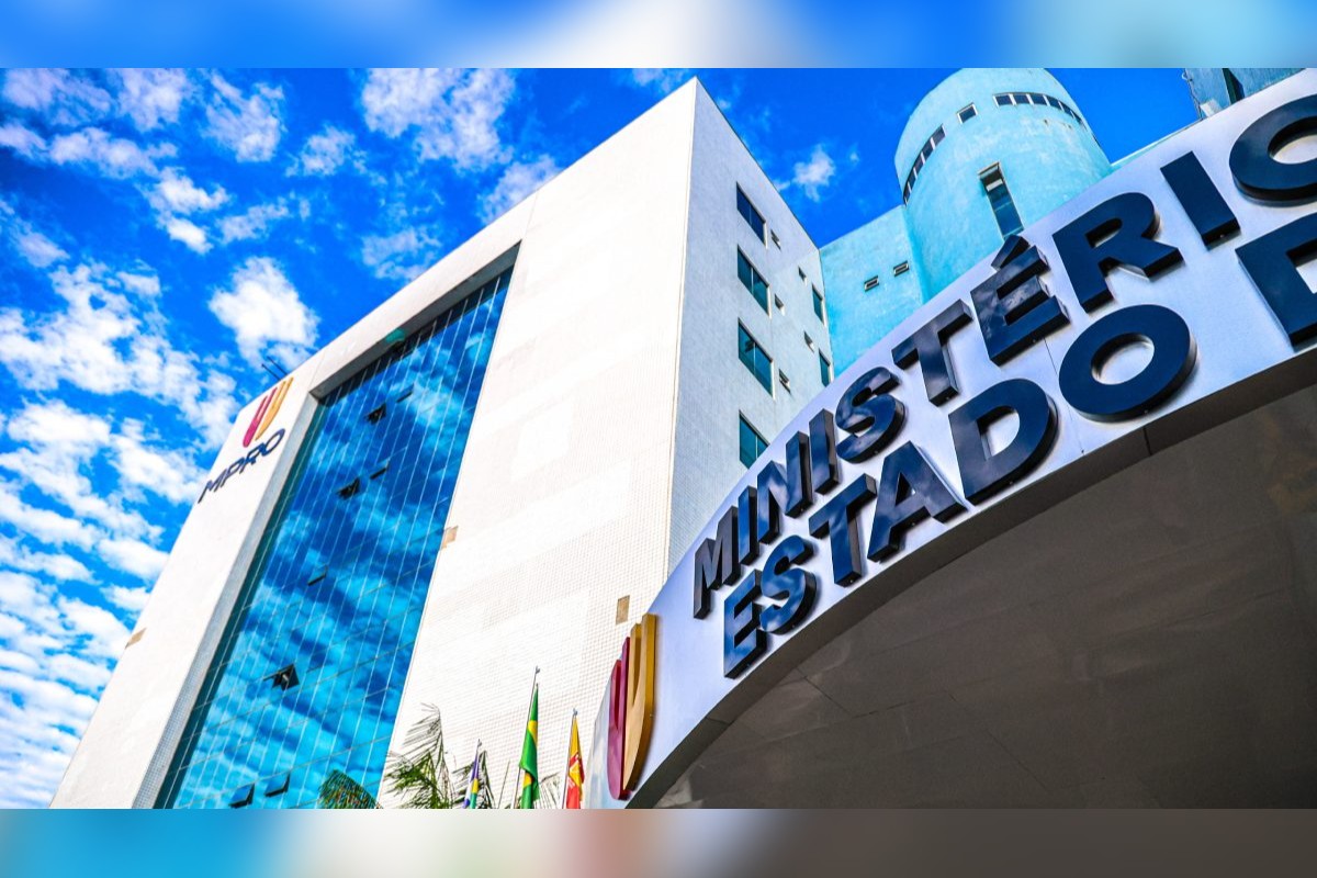Médico é denunciado e demitido após cobrar paciente do SUS por cirurgia