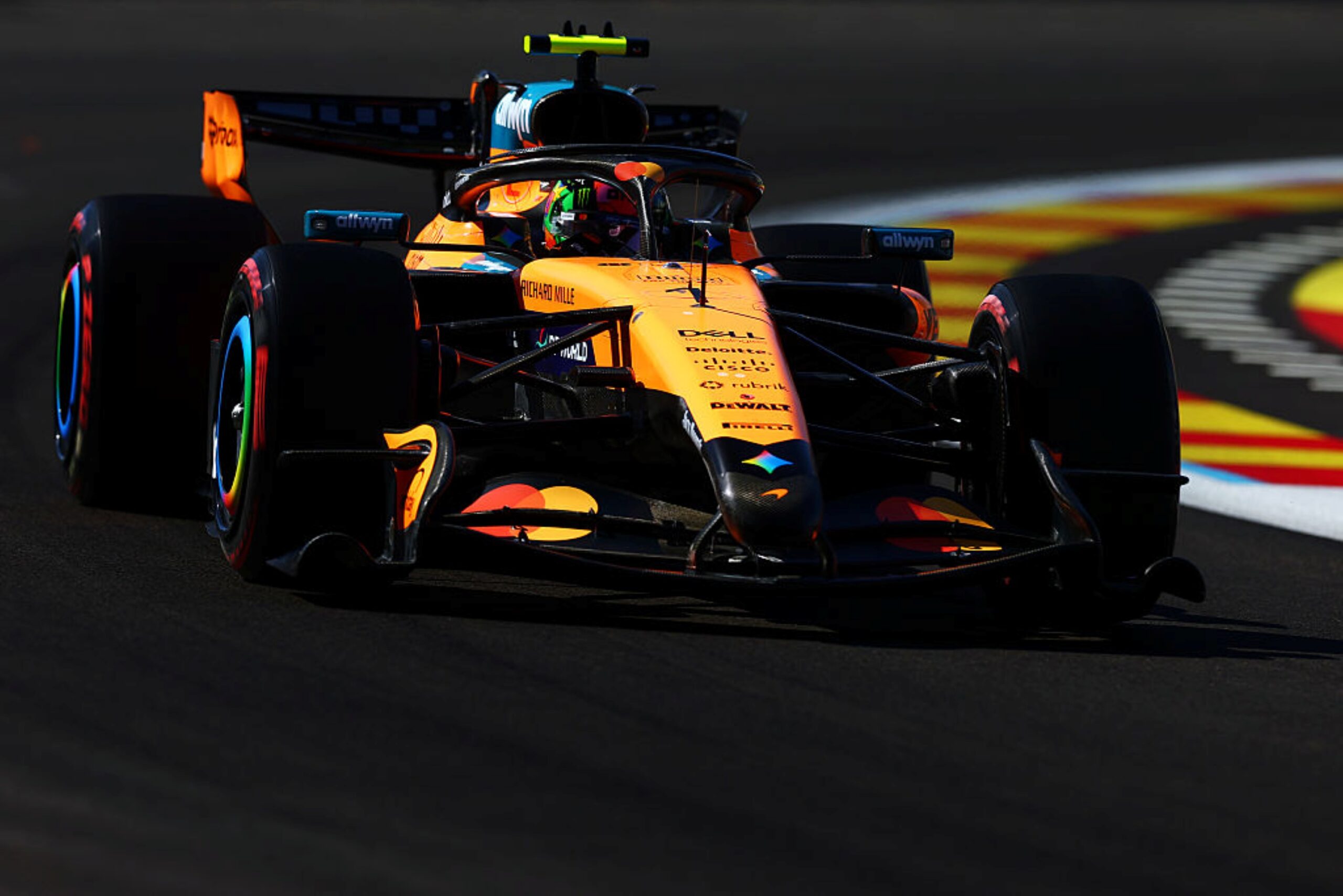 GP da Espanha: Norris garante pole na classificação; Bortoleto fica em 12º
