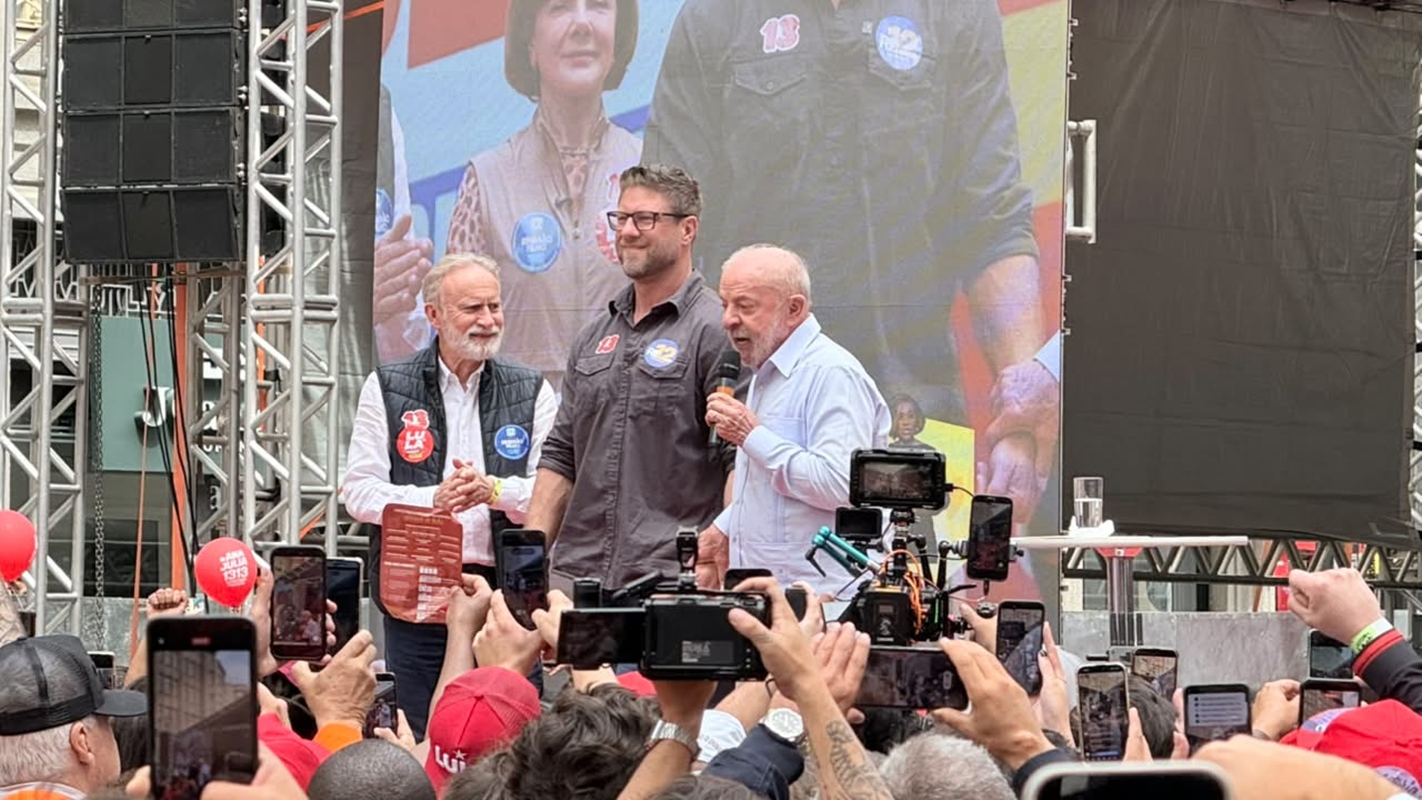 Lula: queda de sigilo vai desmascarar quem fez "putaria" junto com Vorcaro