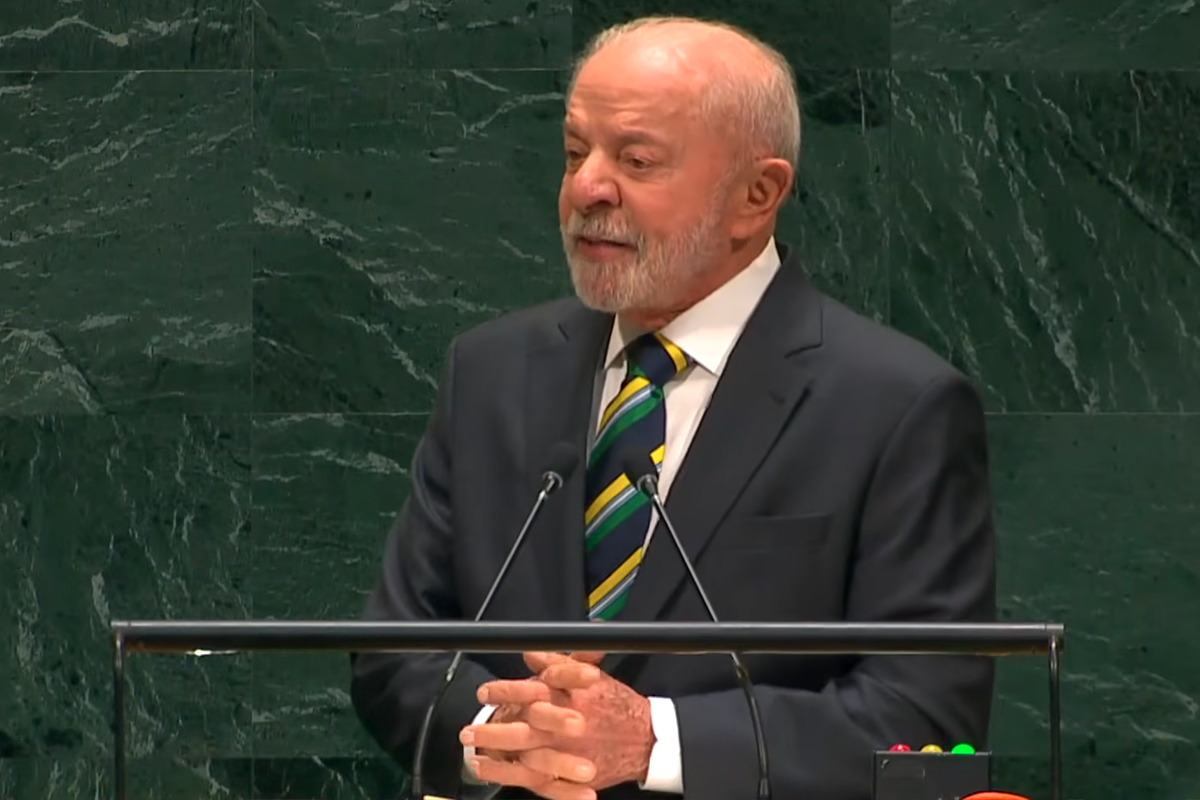 Lula em discurso na ONU: "O Brasil não cabe no quintal de ninguém"