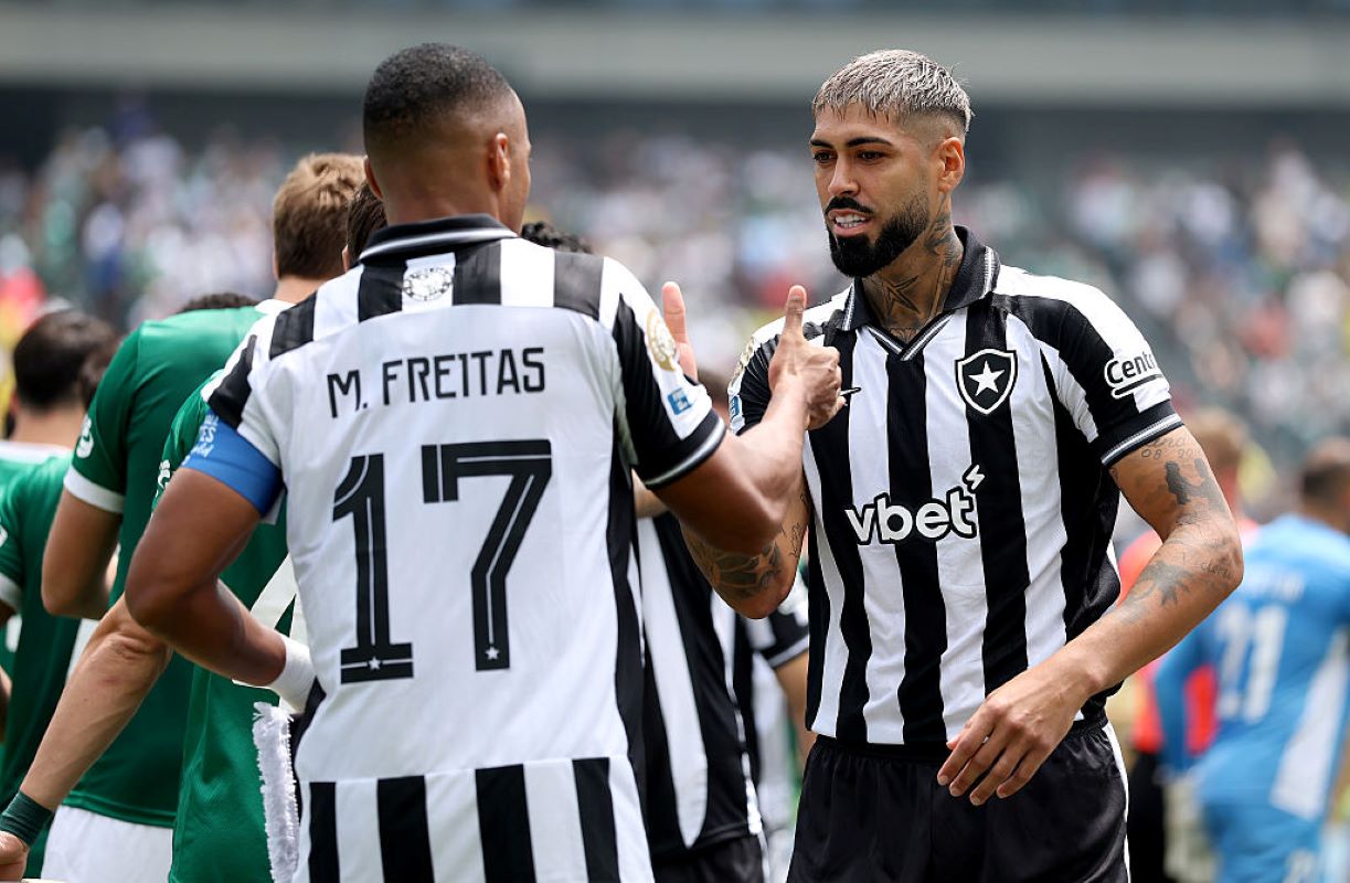 Botafoguenses preparam provocações para Marlon Freitas e Barboza