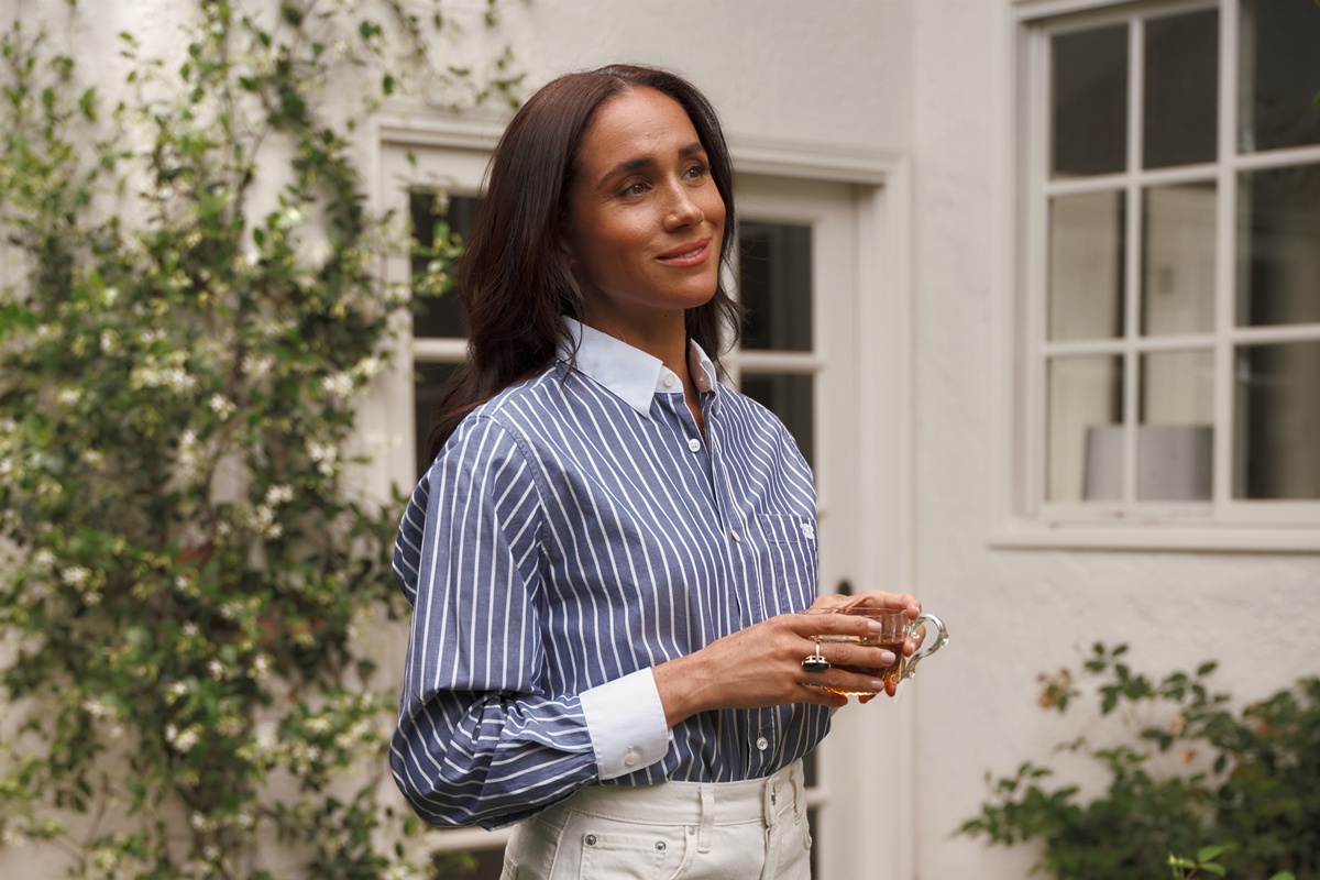 Meghan Markle divulga novo produto de sua marca