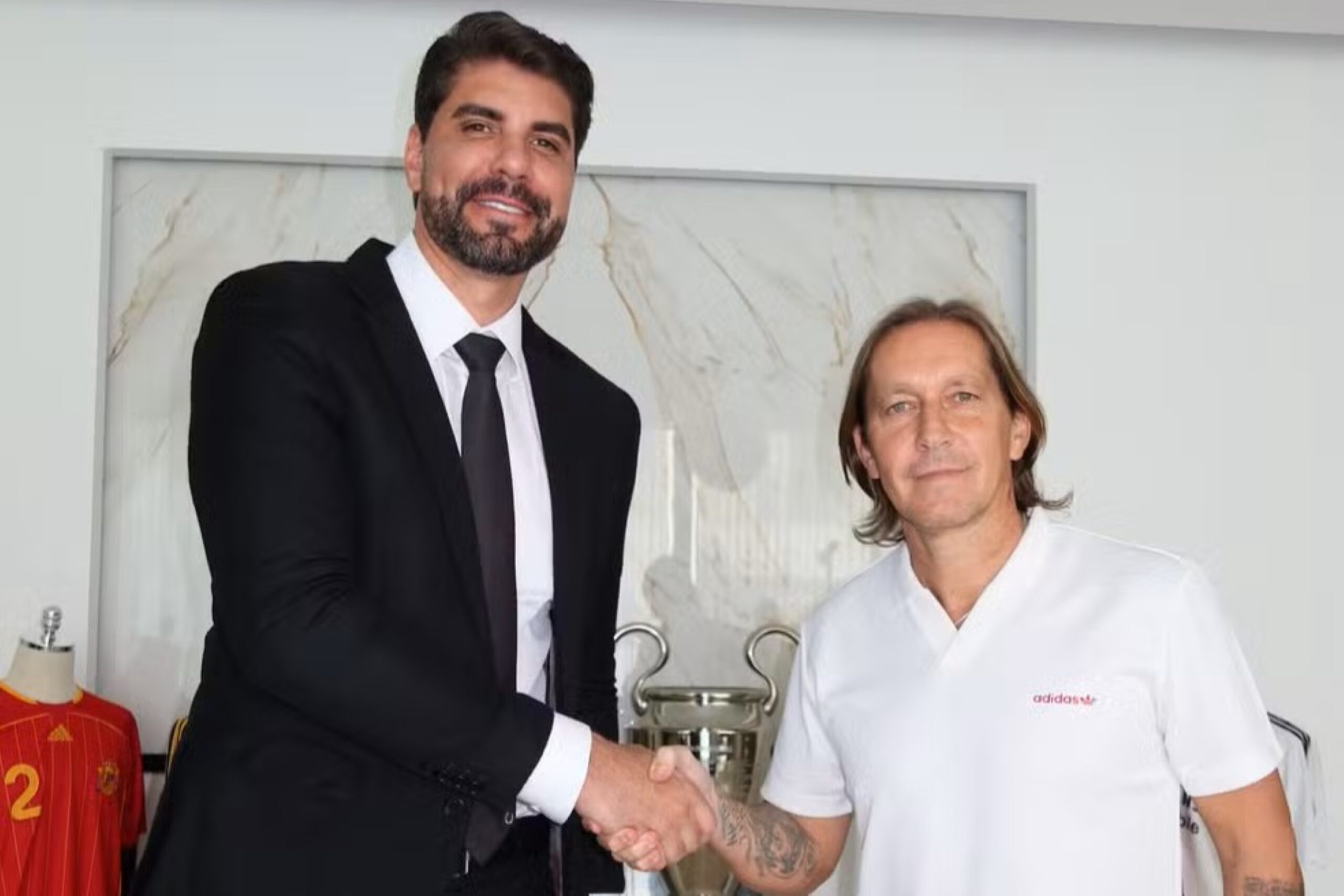 Time da Série D anuncia ex-Real Madrid, Míchel Salgado, como novo treinador