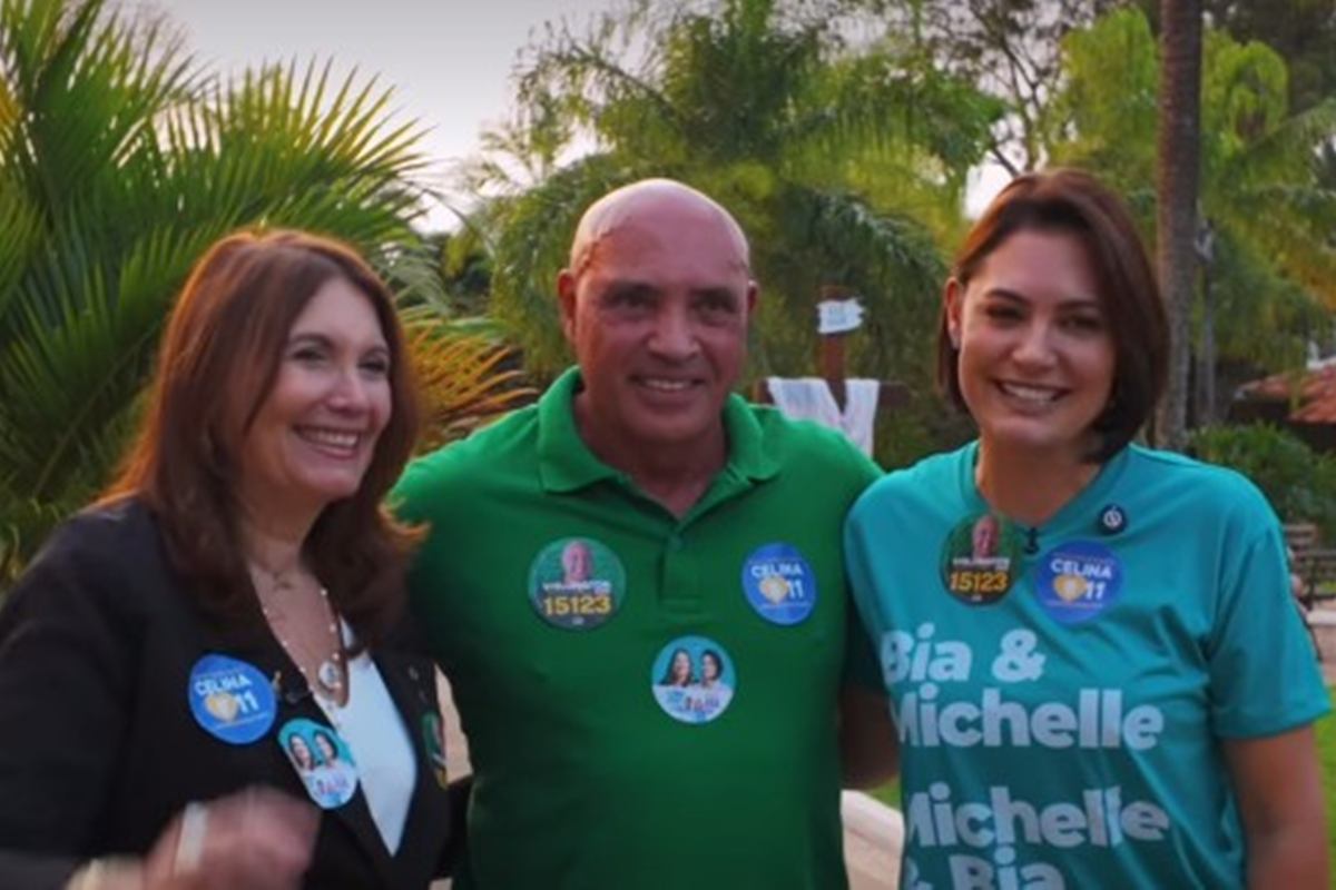 Michelle, Bia e Wellington apoiam mutirão de fraldas em instituição no DF