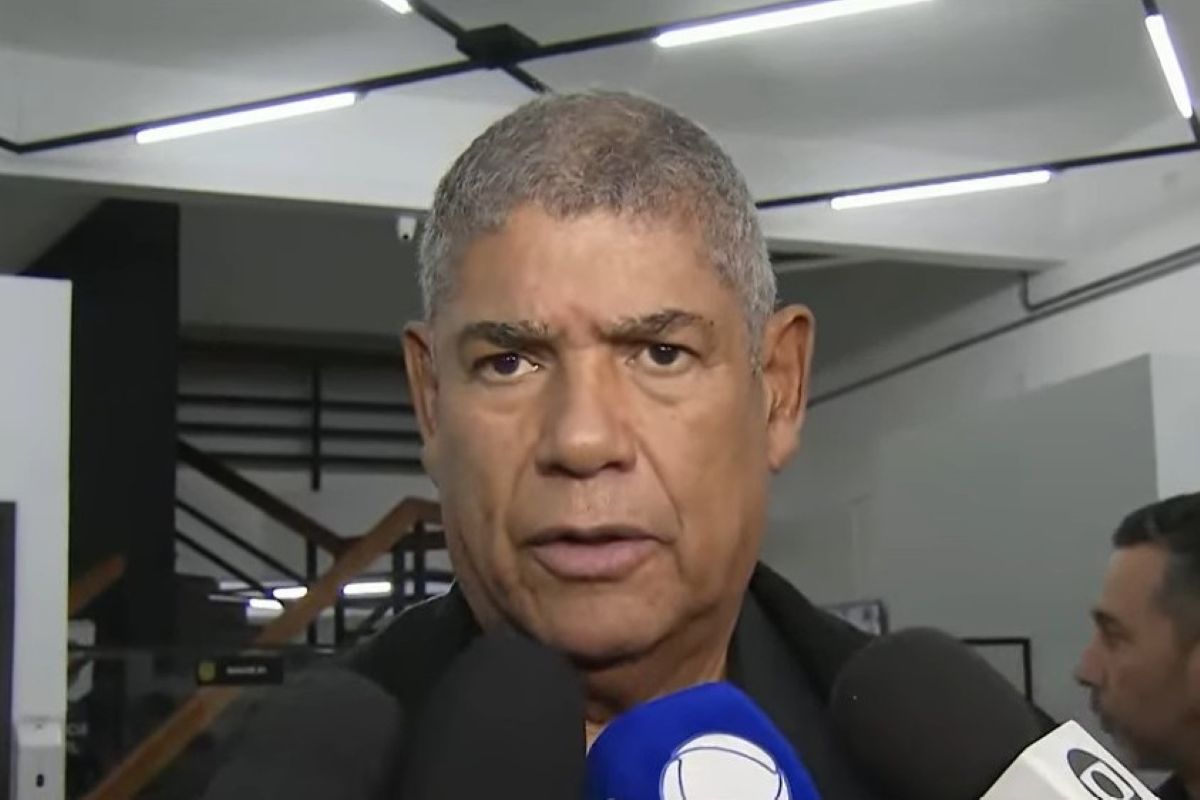 "Eu não cometi crime e nada devo", diz Milton Leite ao sair de delegacia