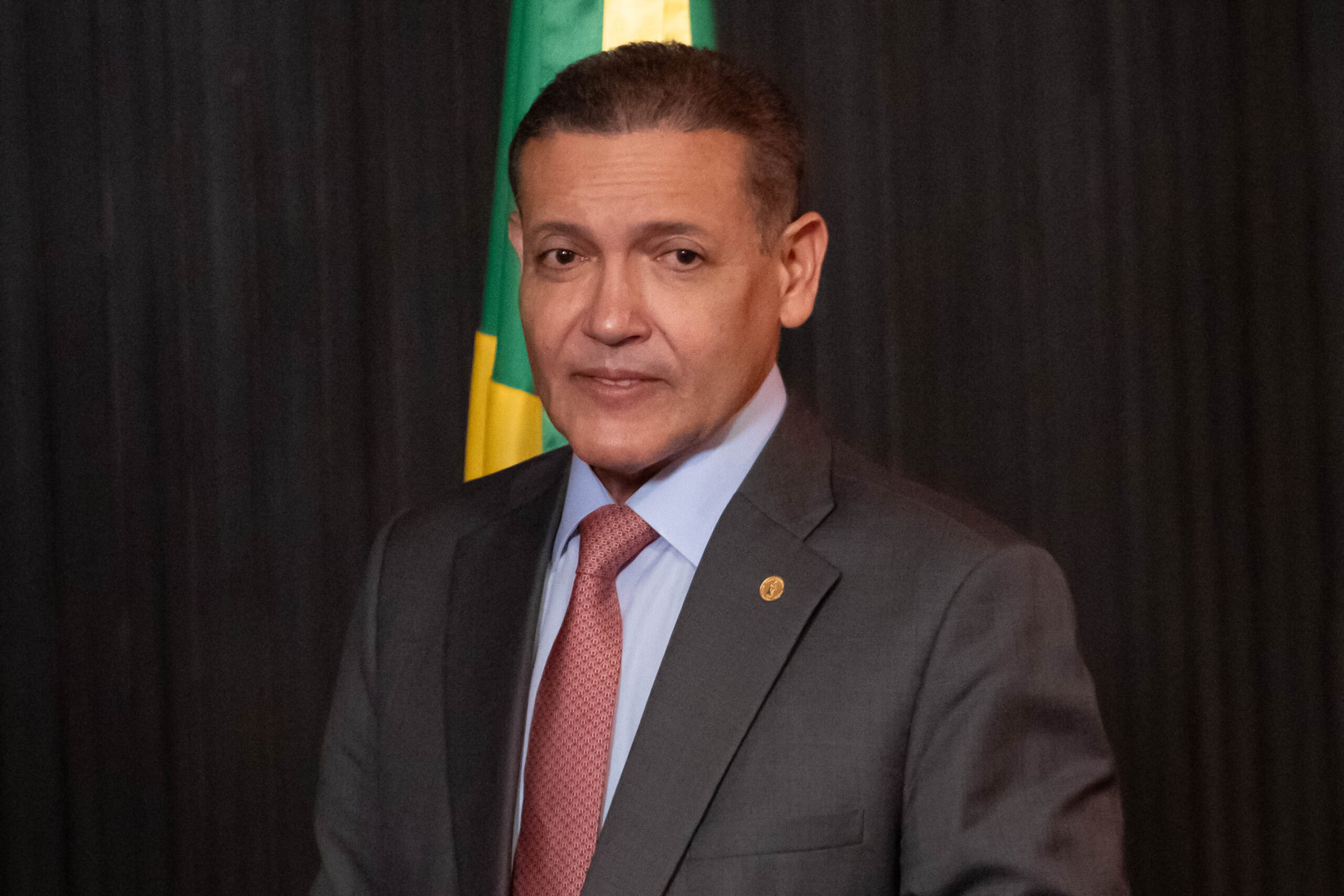 Em pronunciamento, presidente do TSE alerta sobre circulação de fake news