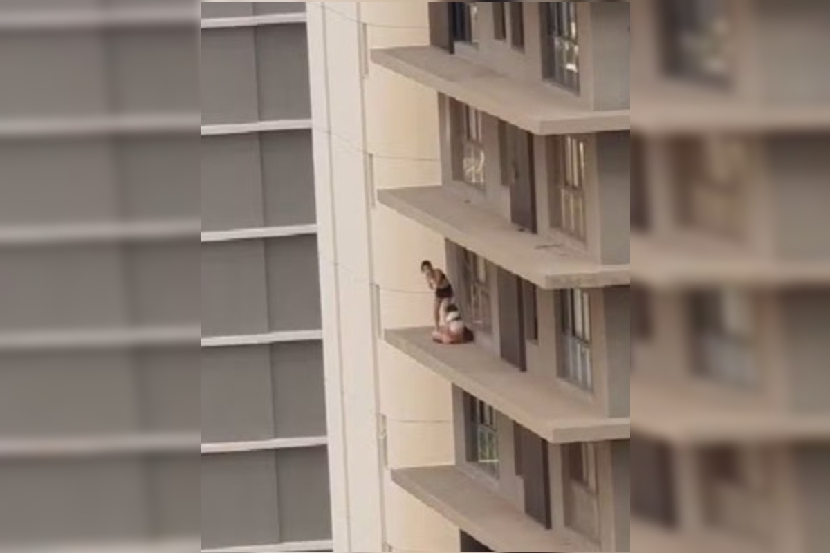 Moradoras saem pela janela do 20º andar após apartamento de luxo pegar fogo