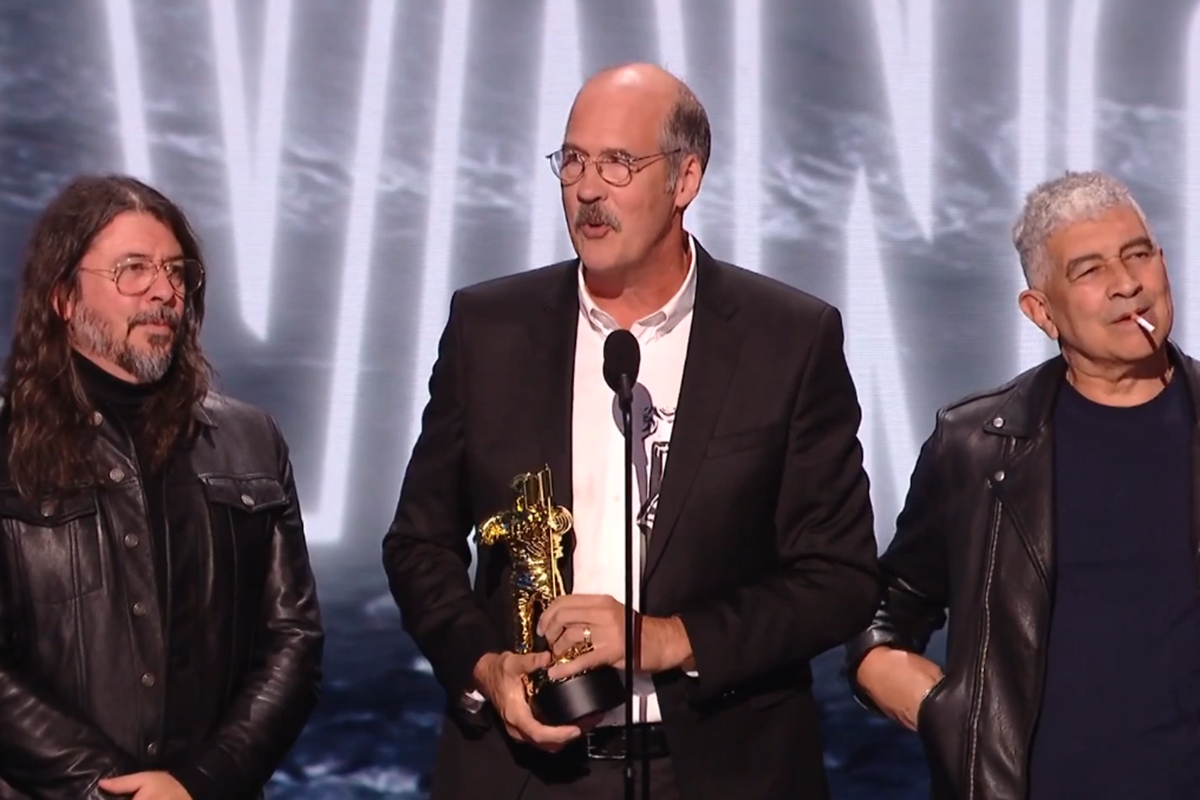 Nirvana cita Kurt Cobain após prêmio no VMA: “Teria adorado esse legado”