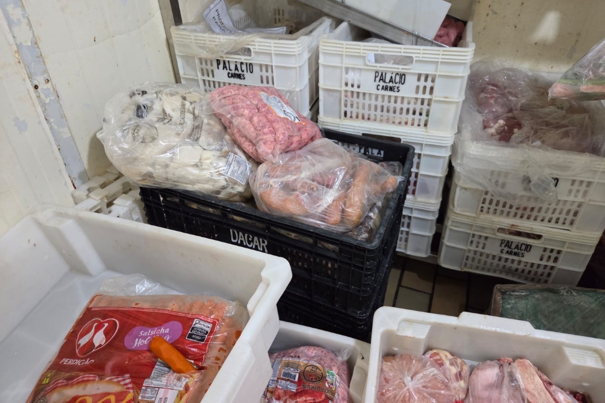 "Carne podre": açougue moía coração de porco e vendia como hambúrguer